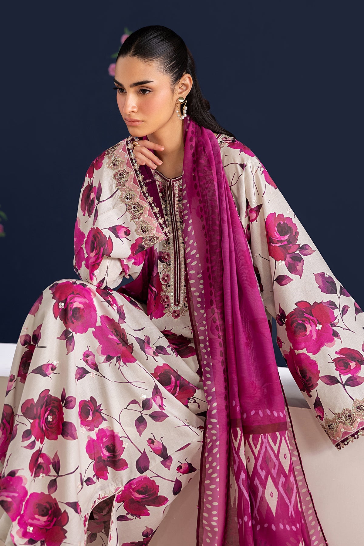 EMBROIDERED LAWN SF-4463