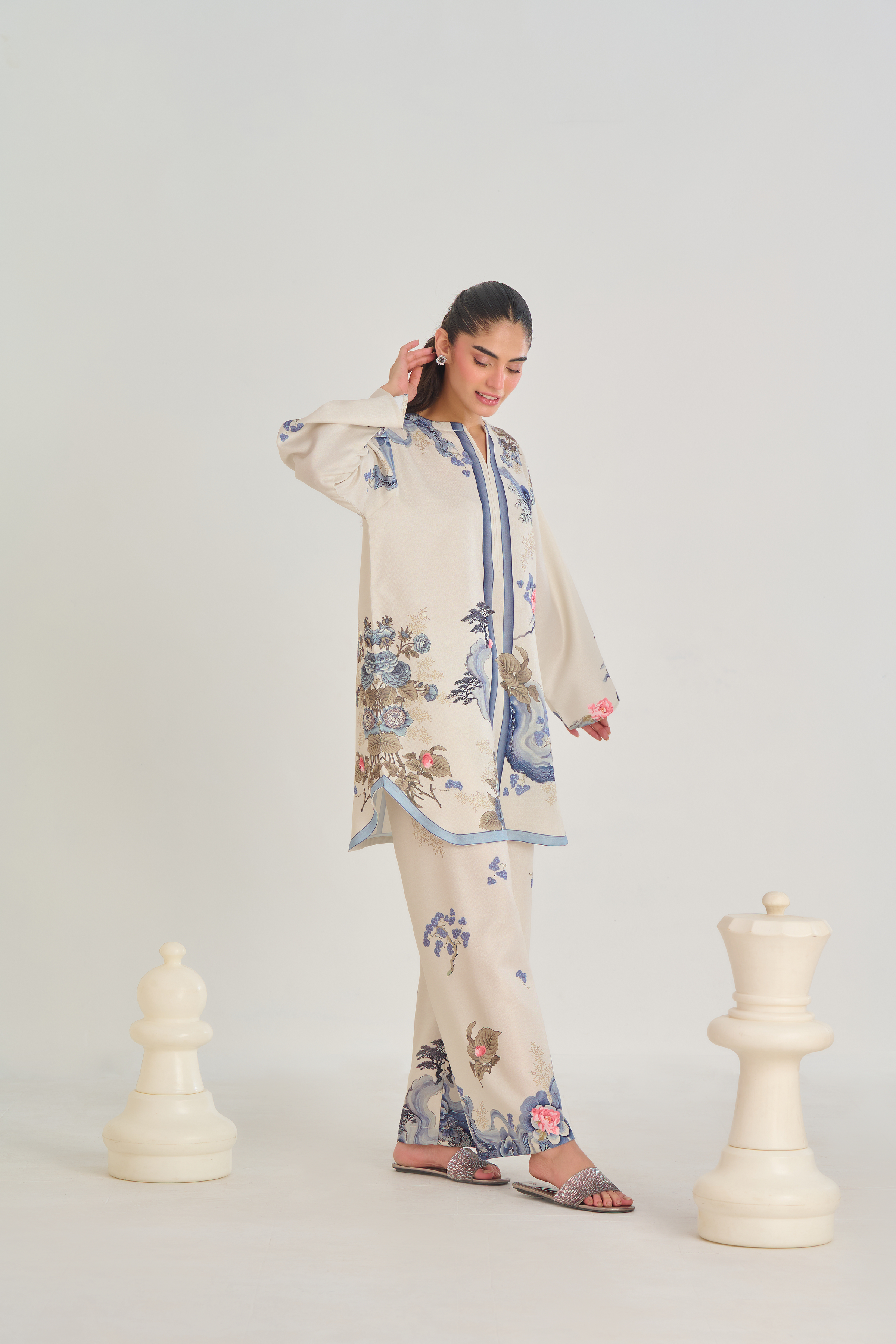 Blue Willow | 2-Piece