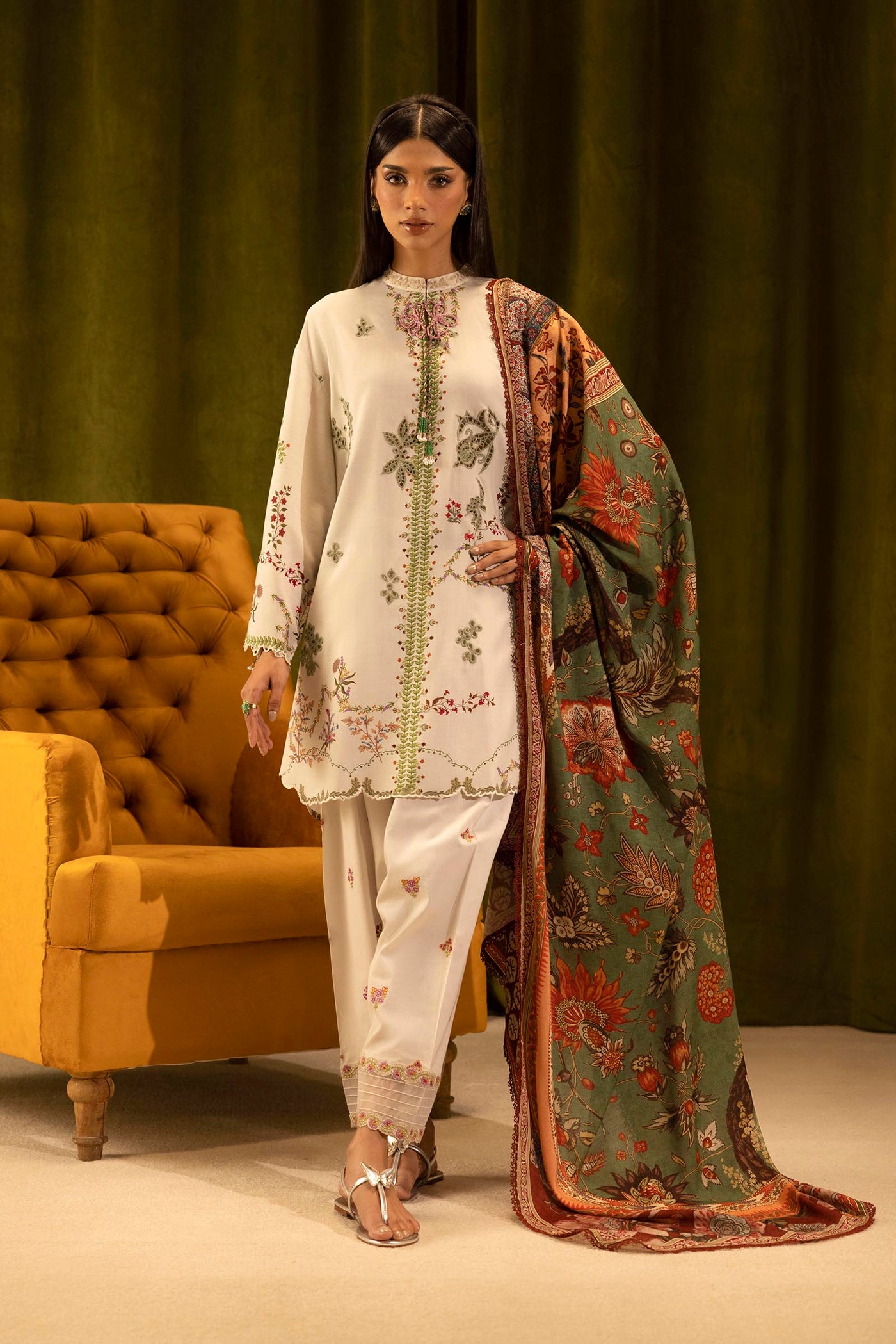 Unstitched Linen Muzlin 3 Piece Suit