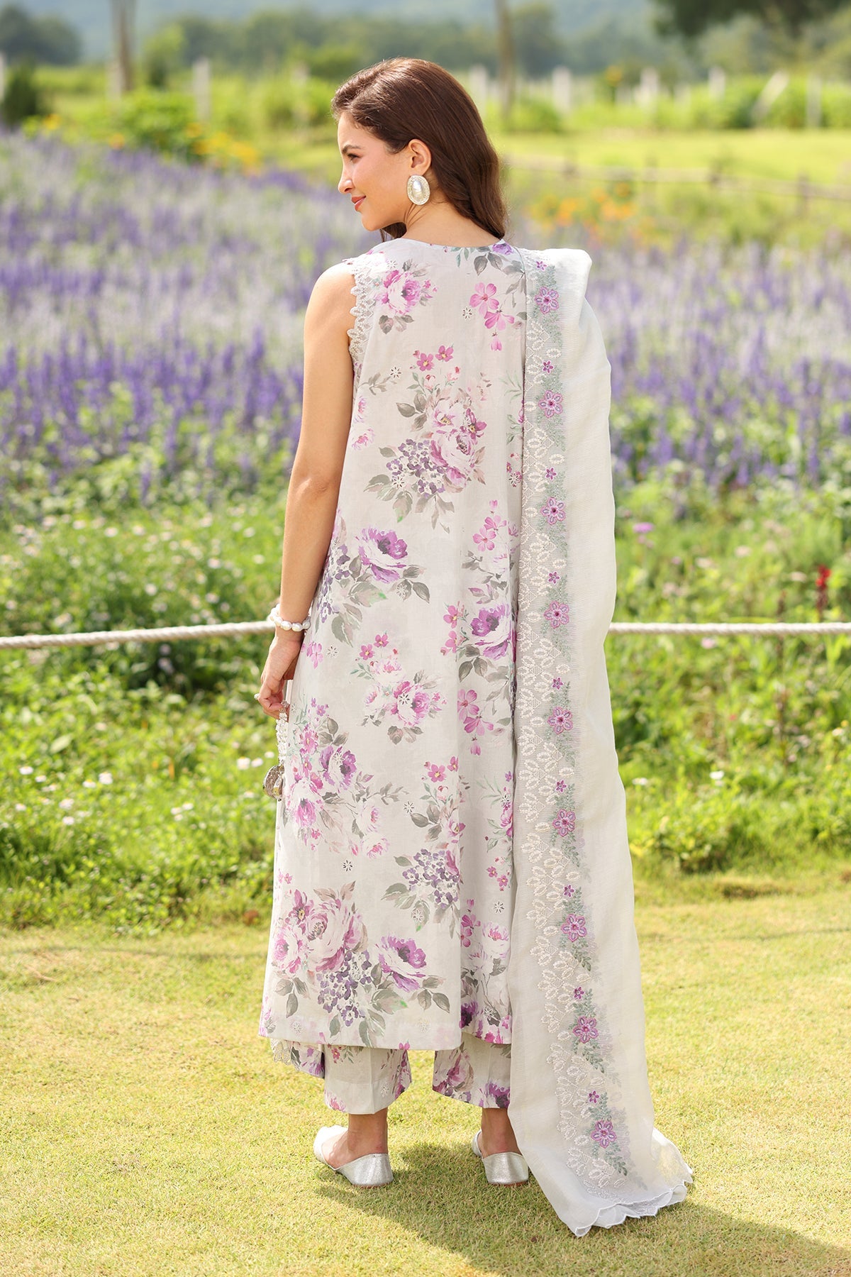 3 Piece Unstitched Embroidered Twill Linen Suit