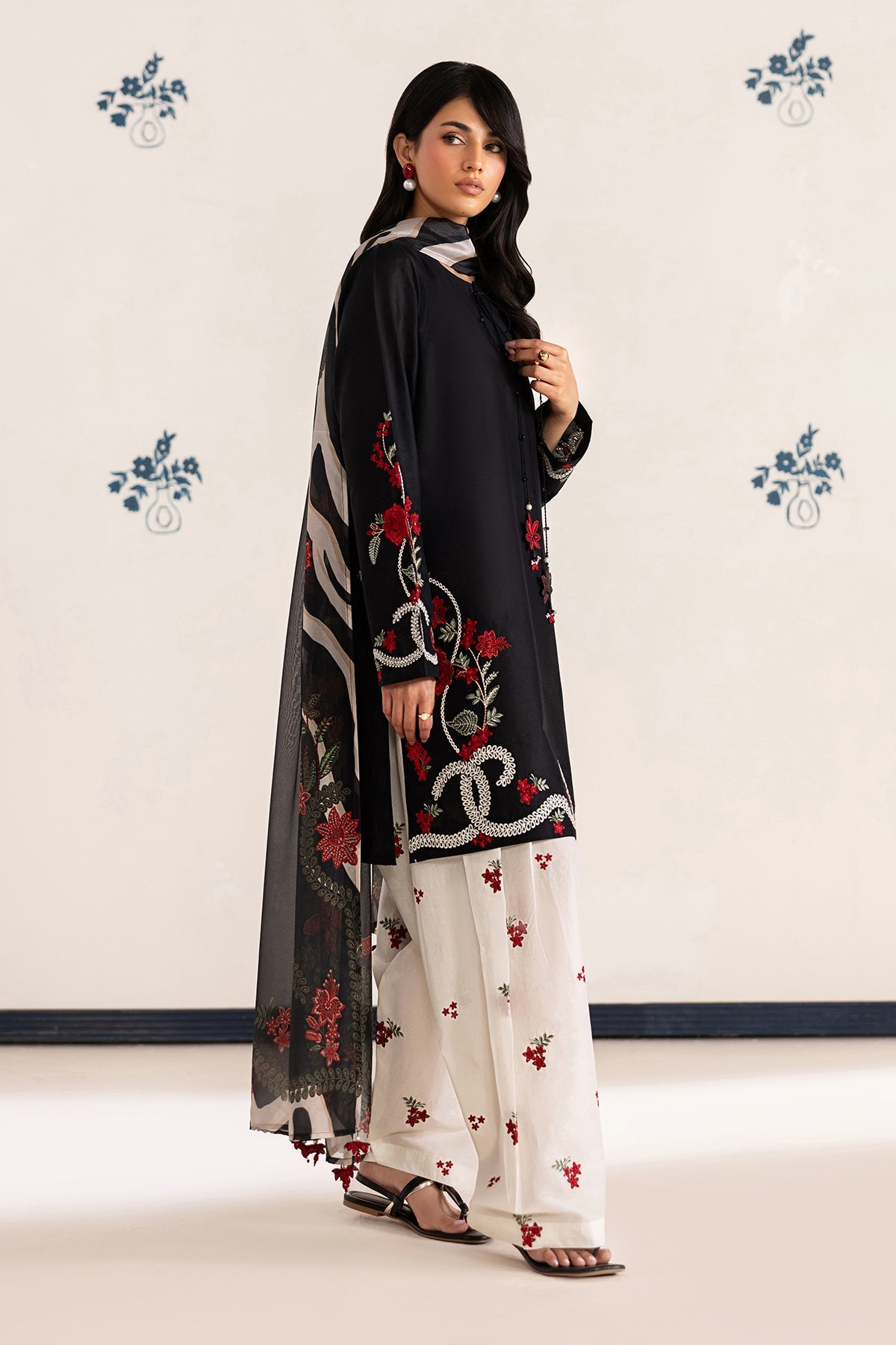 https://cdn.shopify.com/s/files/1/2277/5269/files/160_ecc4e31d-874b-49ed-b2eb-9d9974943946.jpg?v=1778748824