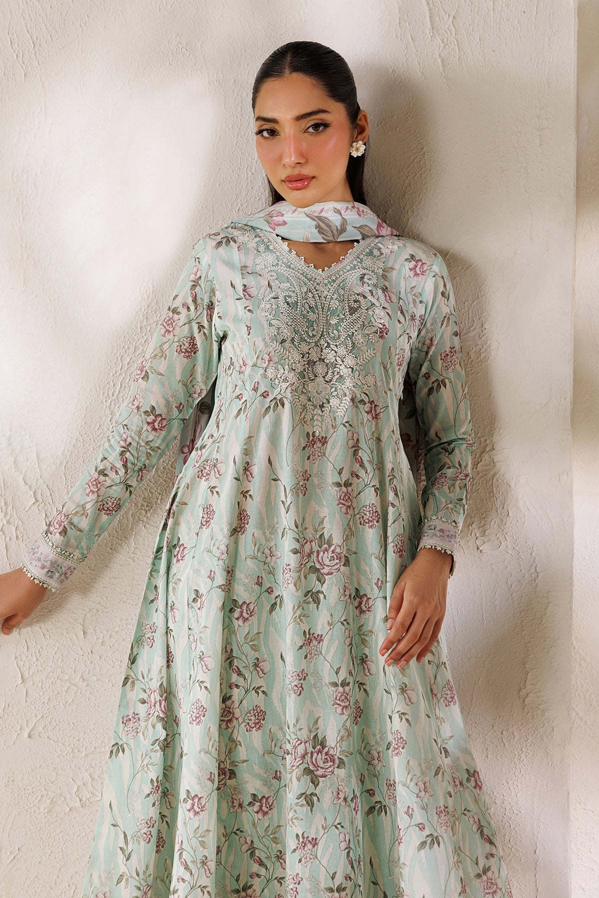 EMBROIDERED LAWN UF-4478