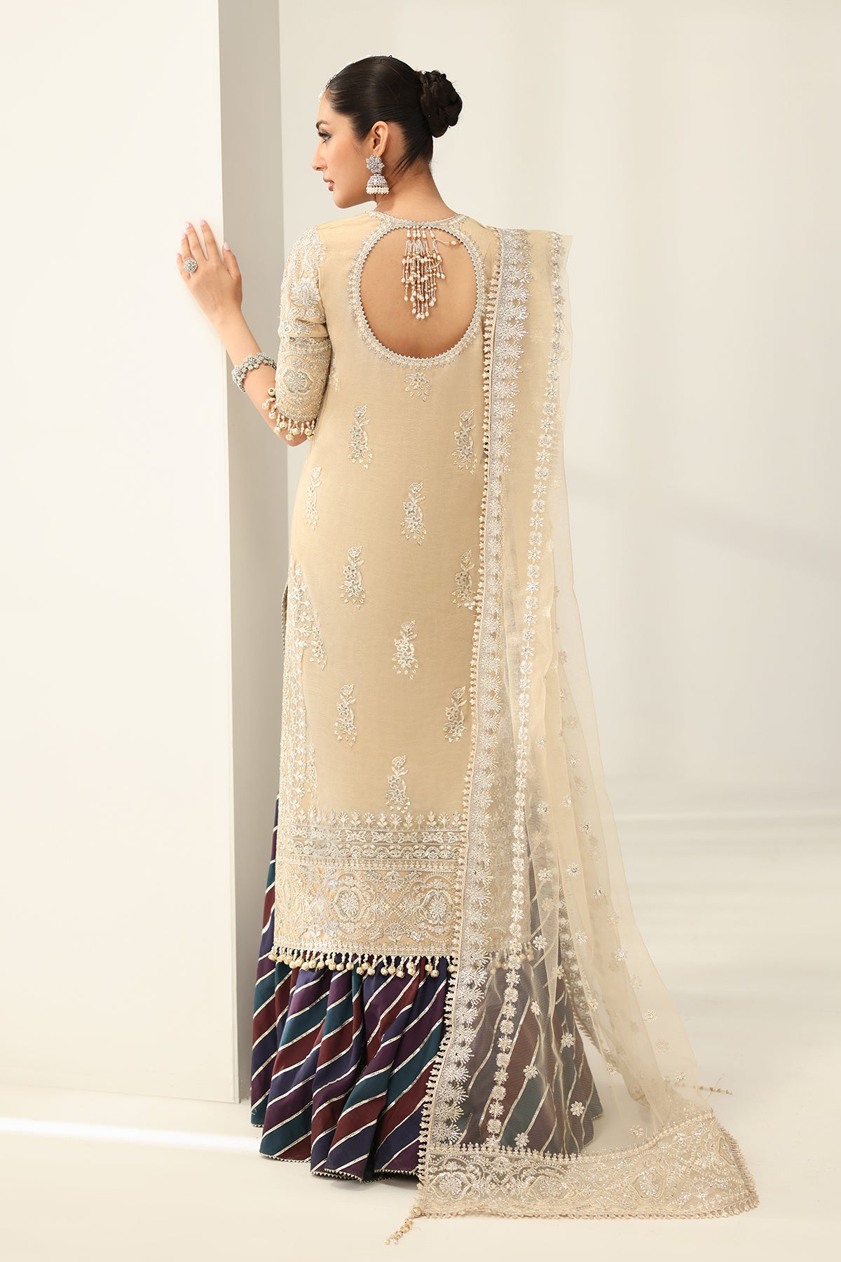 EMBROIDERED NET SF-4183