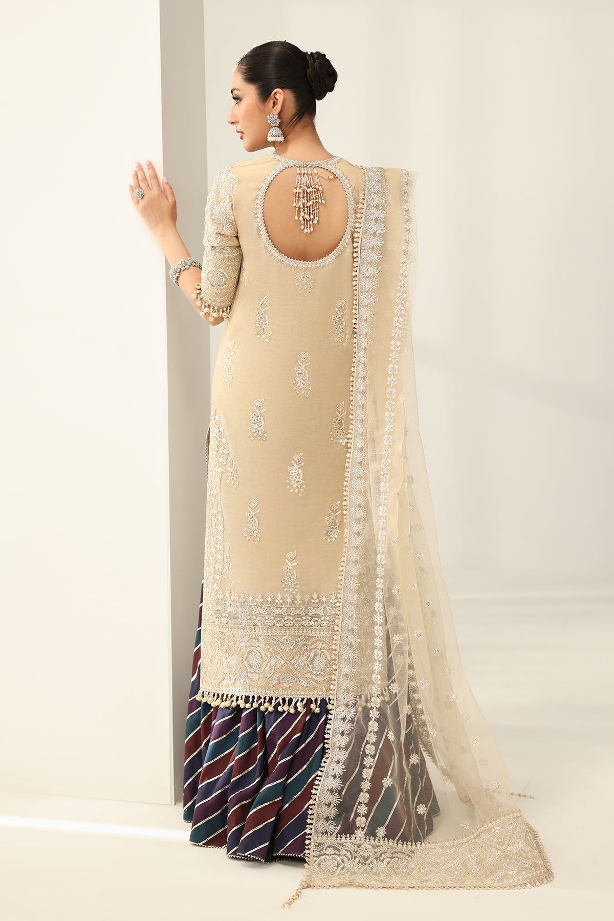 EMBROIDERED NET SF-4183