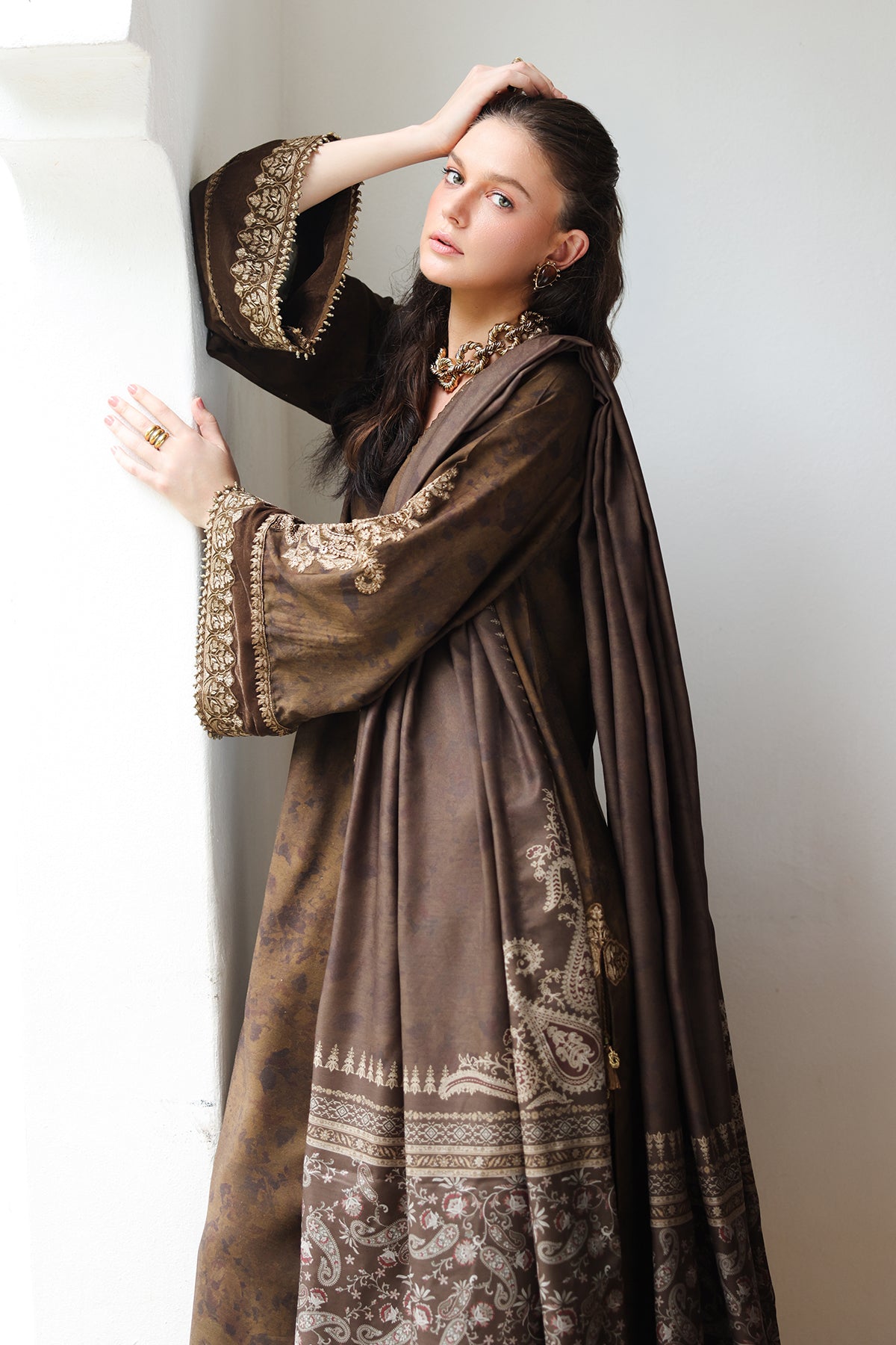 EMBROIDERED VISCOSE SILK UF-4619