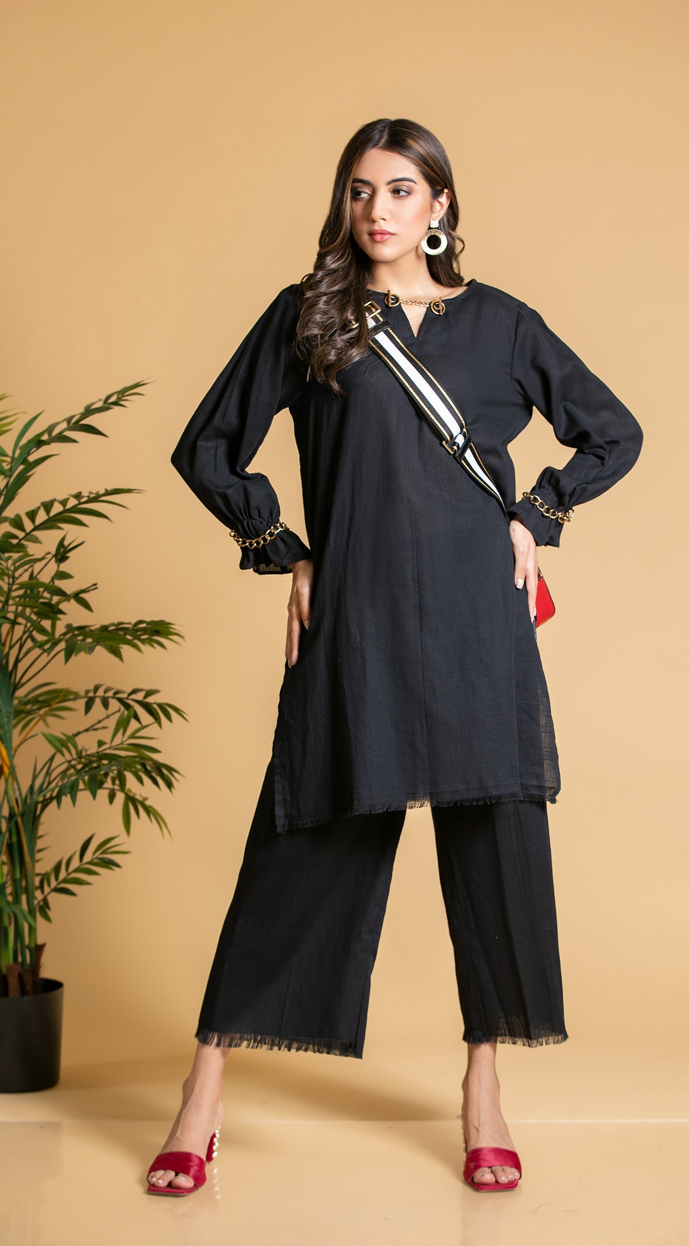 https://cdn.shopify.com/s/files/1/0654/4313/5706/products/16.jpg?v=1656938419
