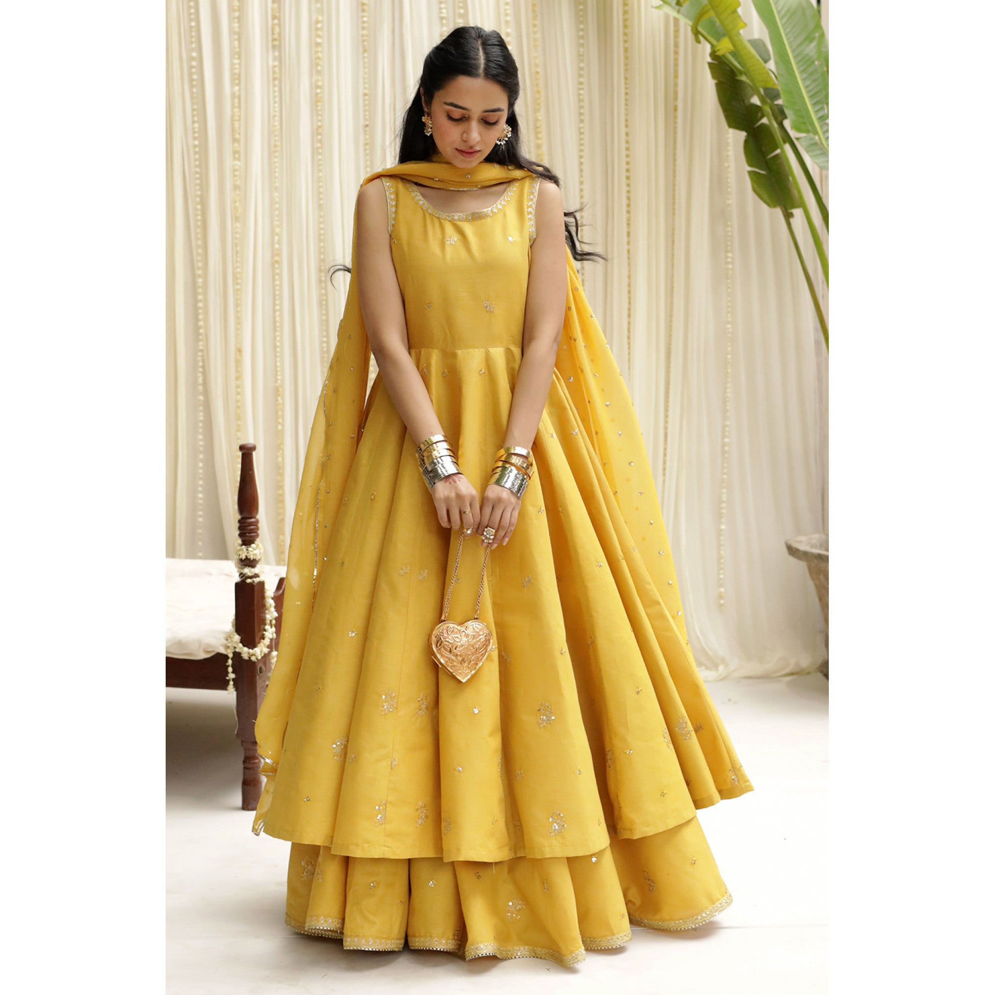 Mustard Outfit