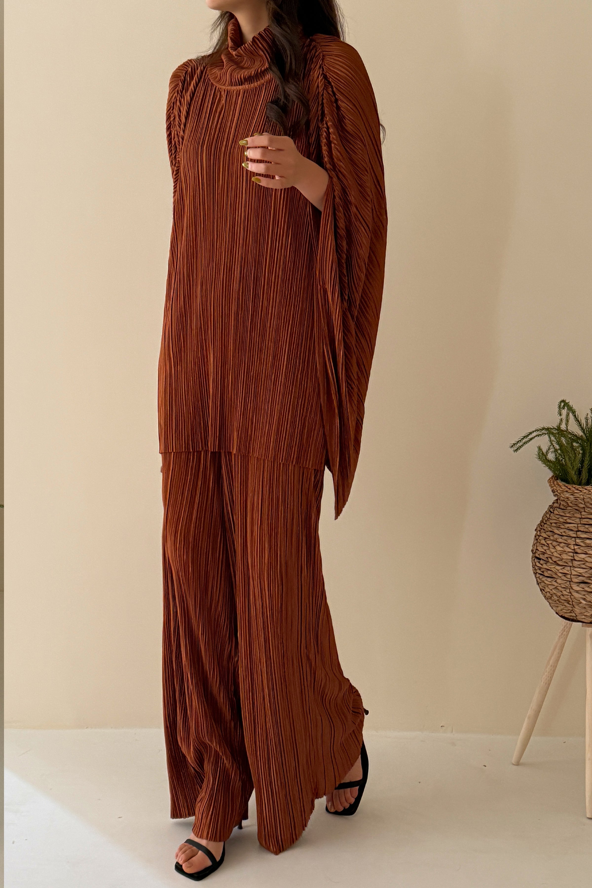 Istanbul Rustic Pleated Suit
