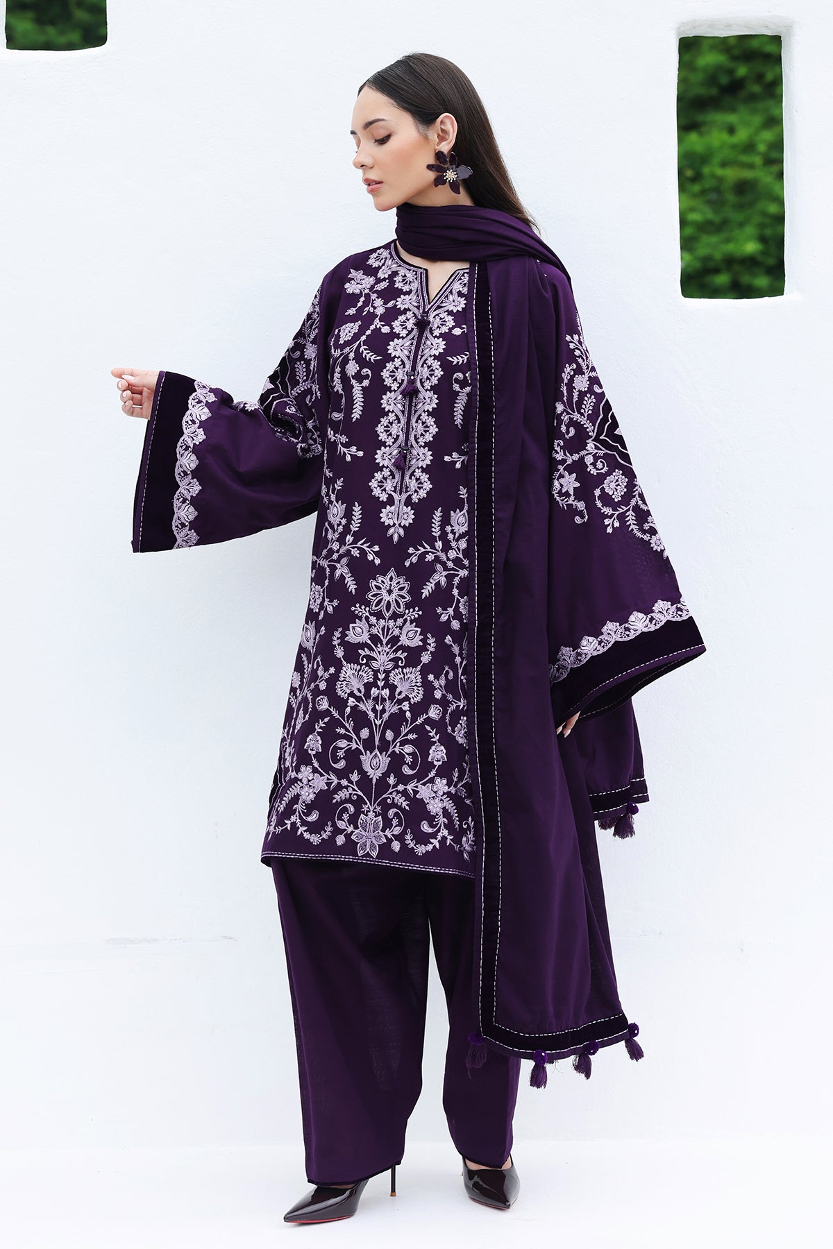 EMBROIDERED KHADDAR SF-4615