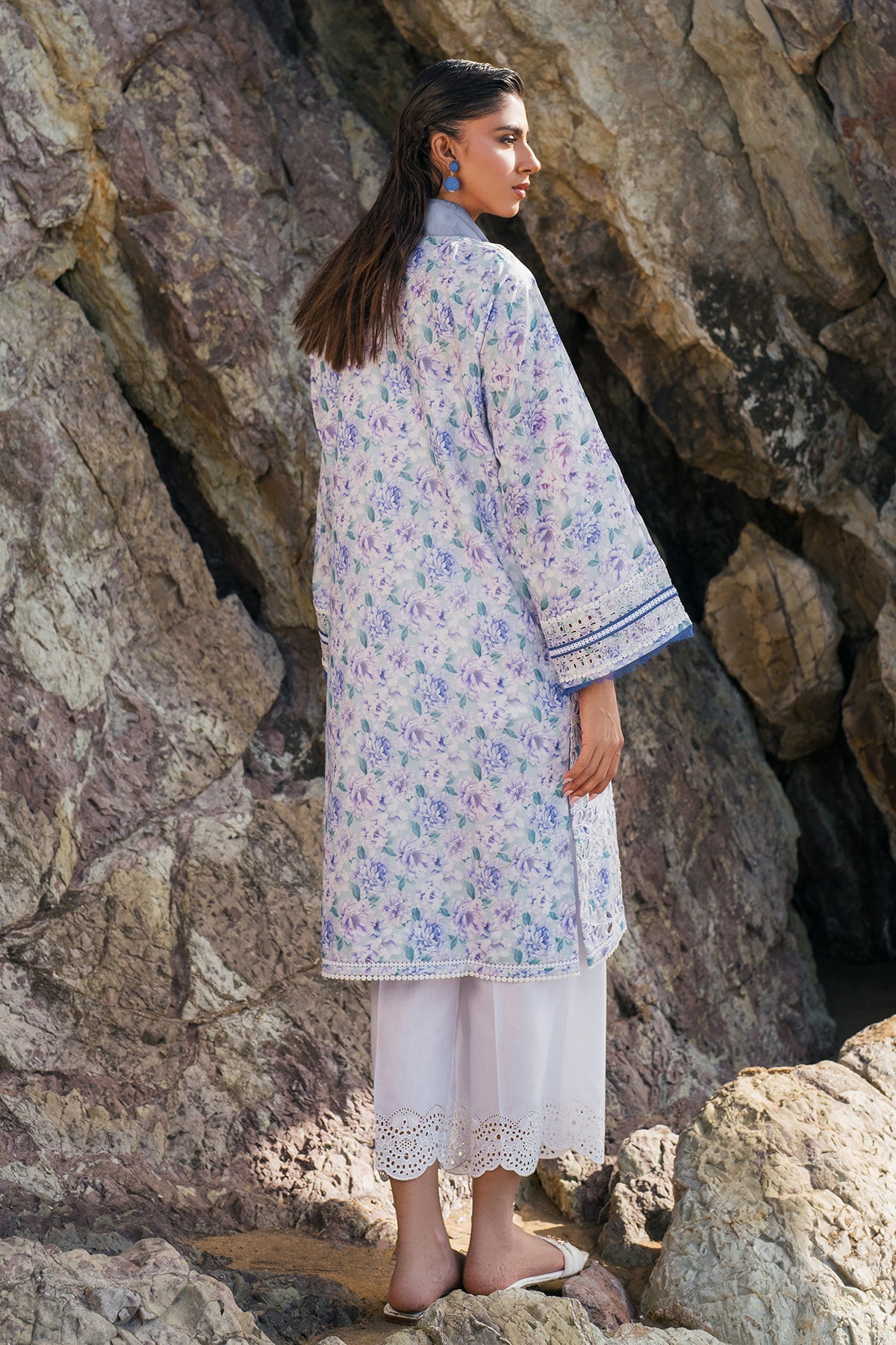 EMBROIDERED PRINTED LAWN SF-4122
