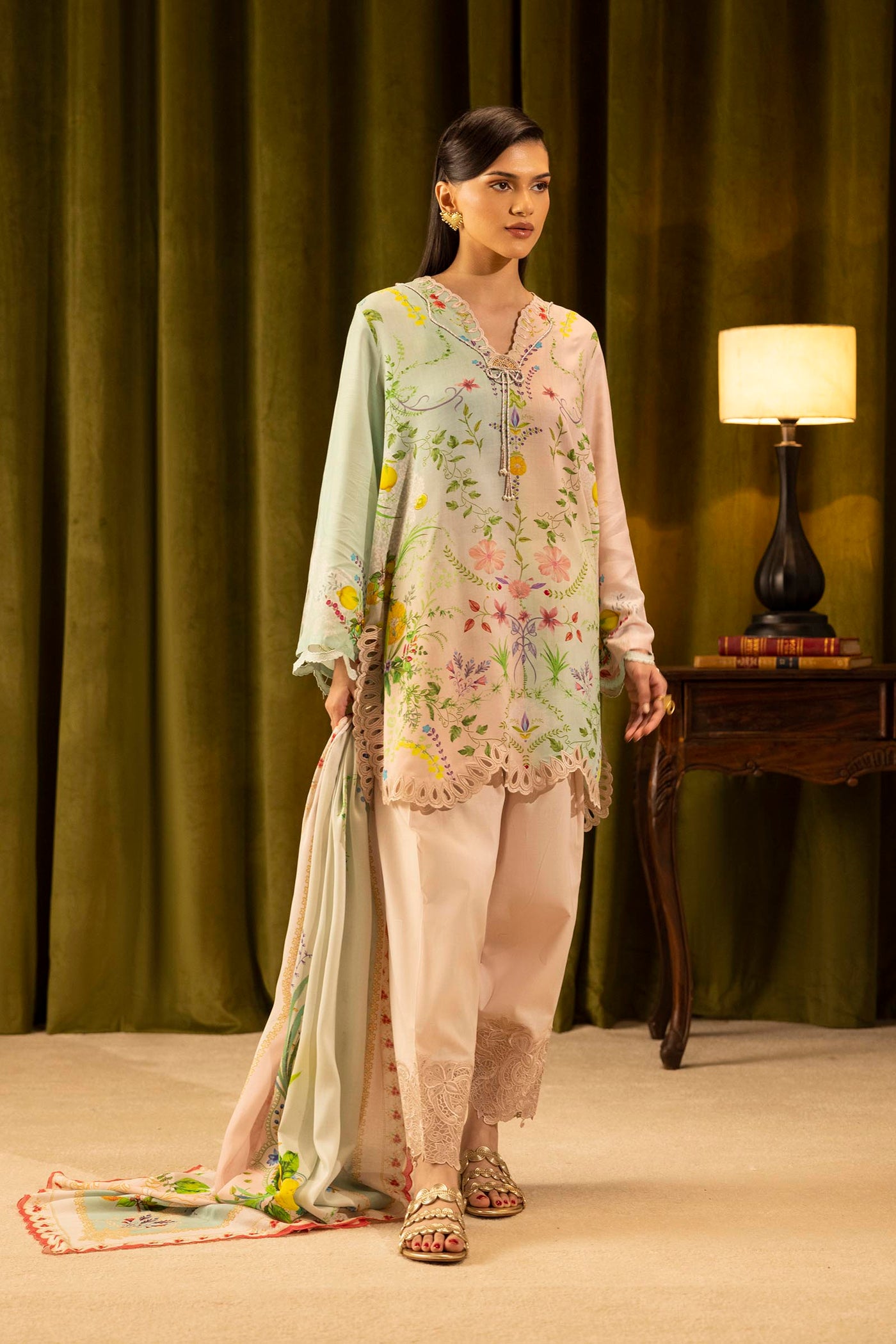 Unstitched Linen Muzlin 3 Piece Suit