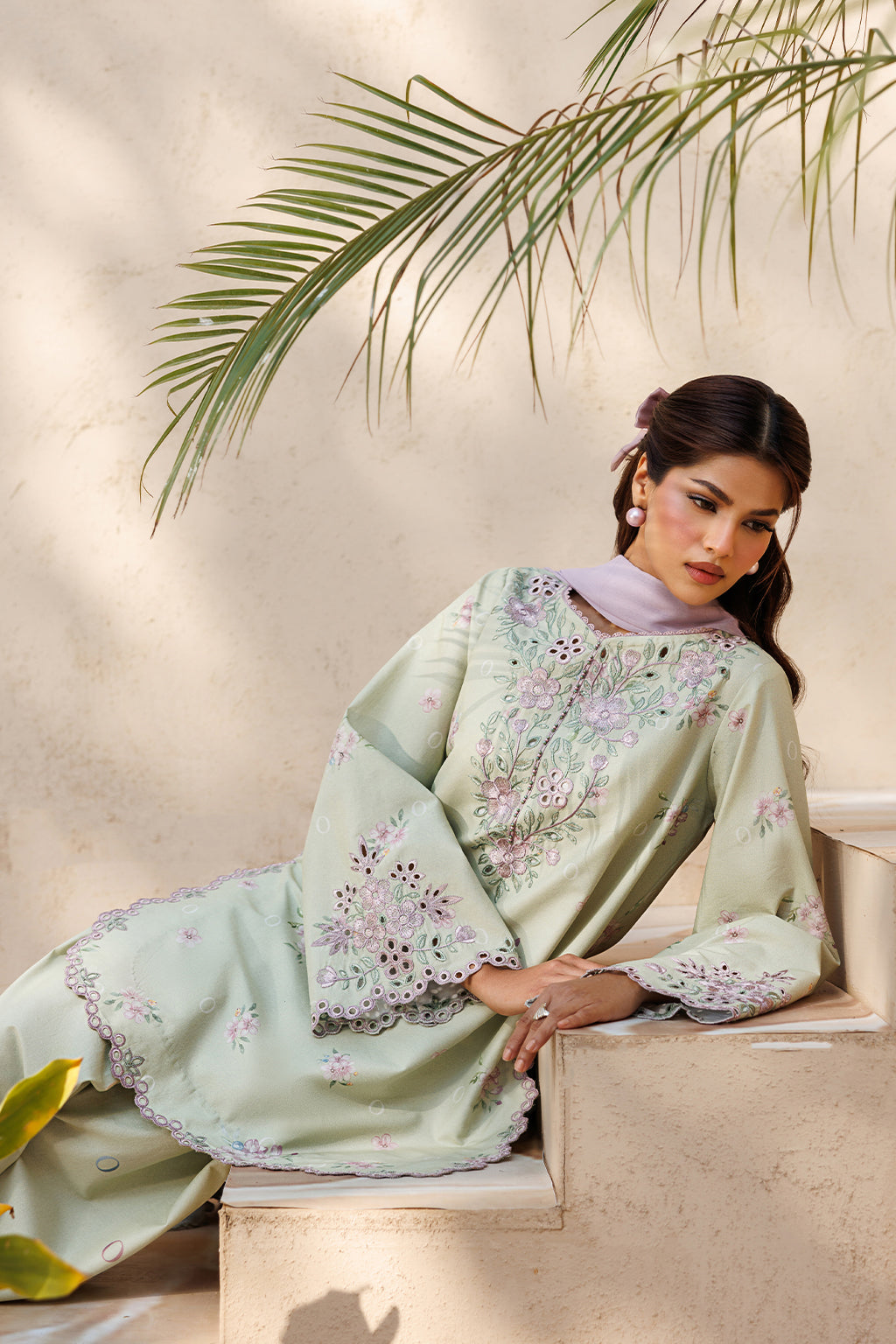 UE-665 Printed Lawn