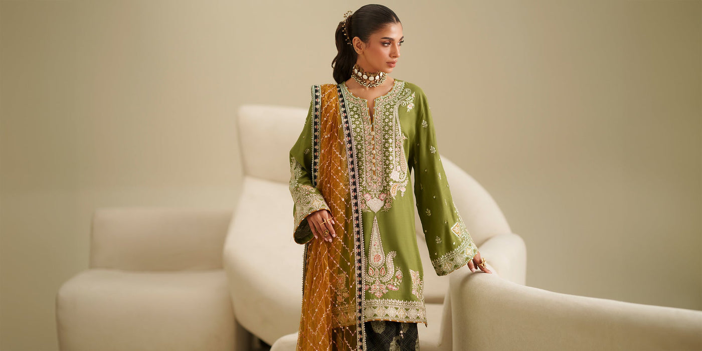 Embroidered Suit (E1065/104/122)