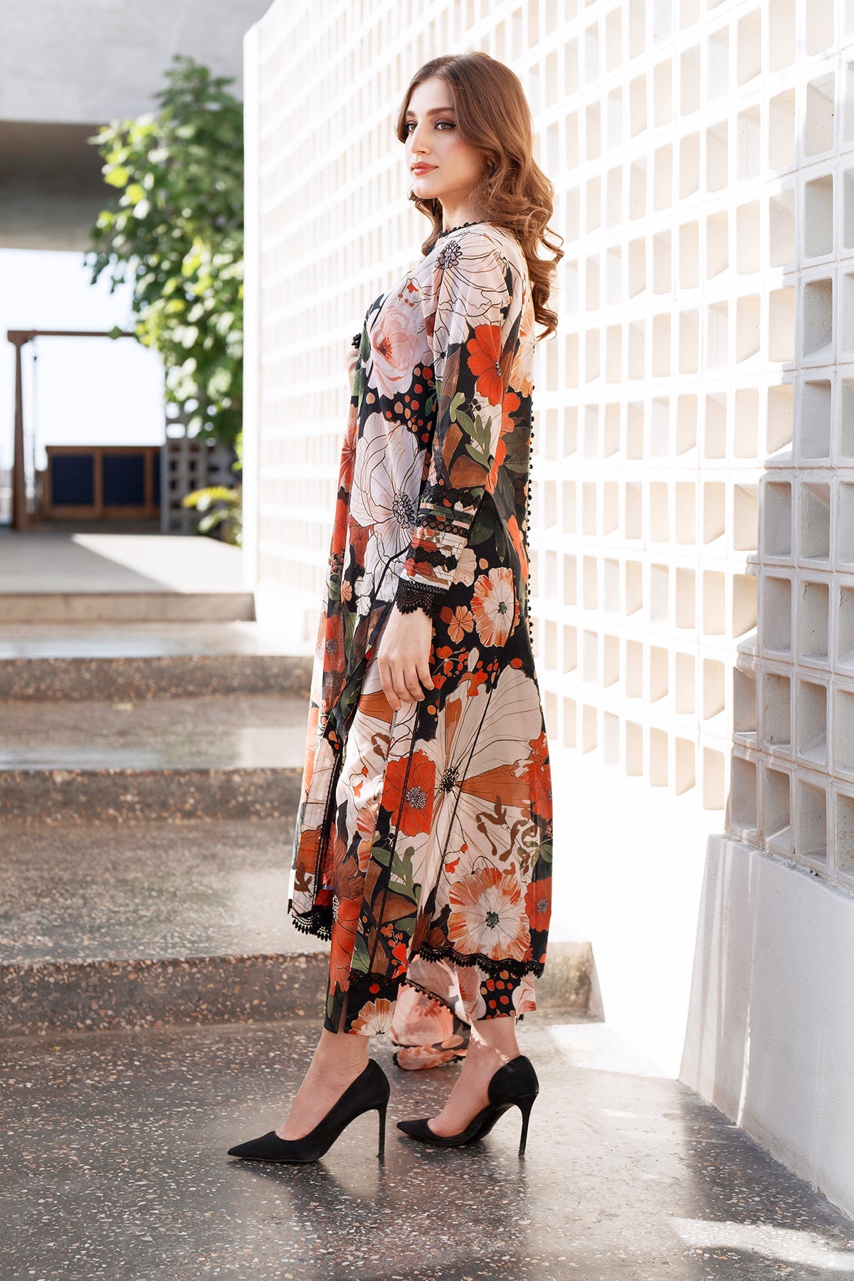 EMBROIDERED PRINTED LAWN UF-4065