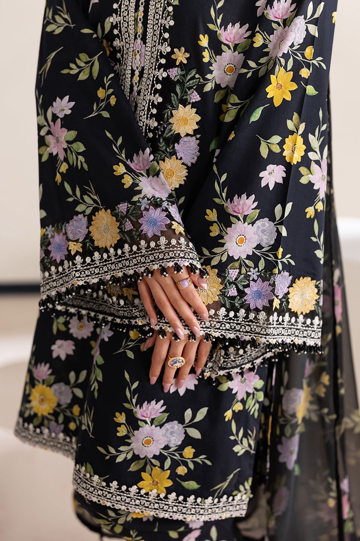 EMBROIDERED LAWN SF-4465