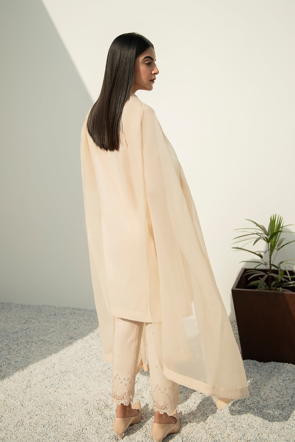 https://cdn.shopify.com/s/files/1/2277/5269/products/18_2_a8183d70-0563-41e4-b201-46b01d81b7e3.jpg?v=1615881762