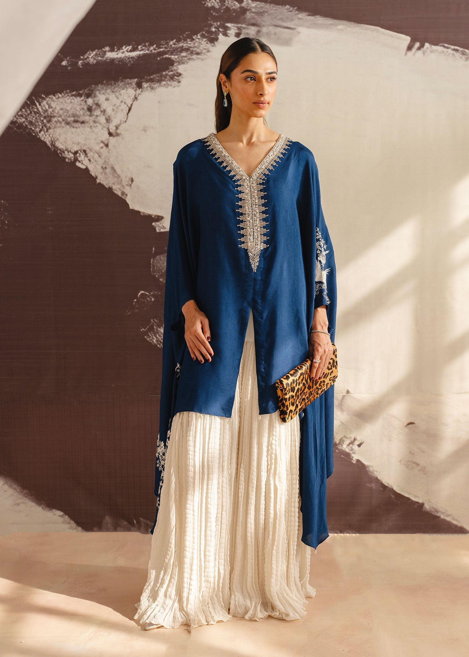 https://cdn.shopify.com/s/files/1/0598/1824/6317/files/18_87f37cb9-a693-484d-9ea8-271c1862c093.jpg?v=1776434262