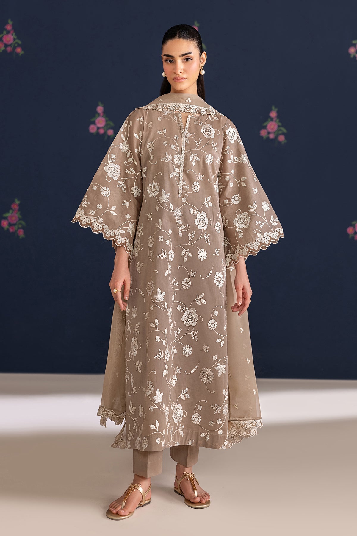 EMBROIDERED LAWN UF-4467