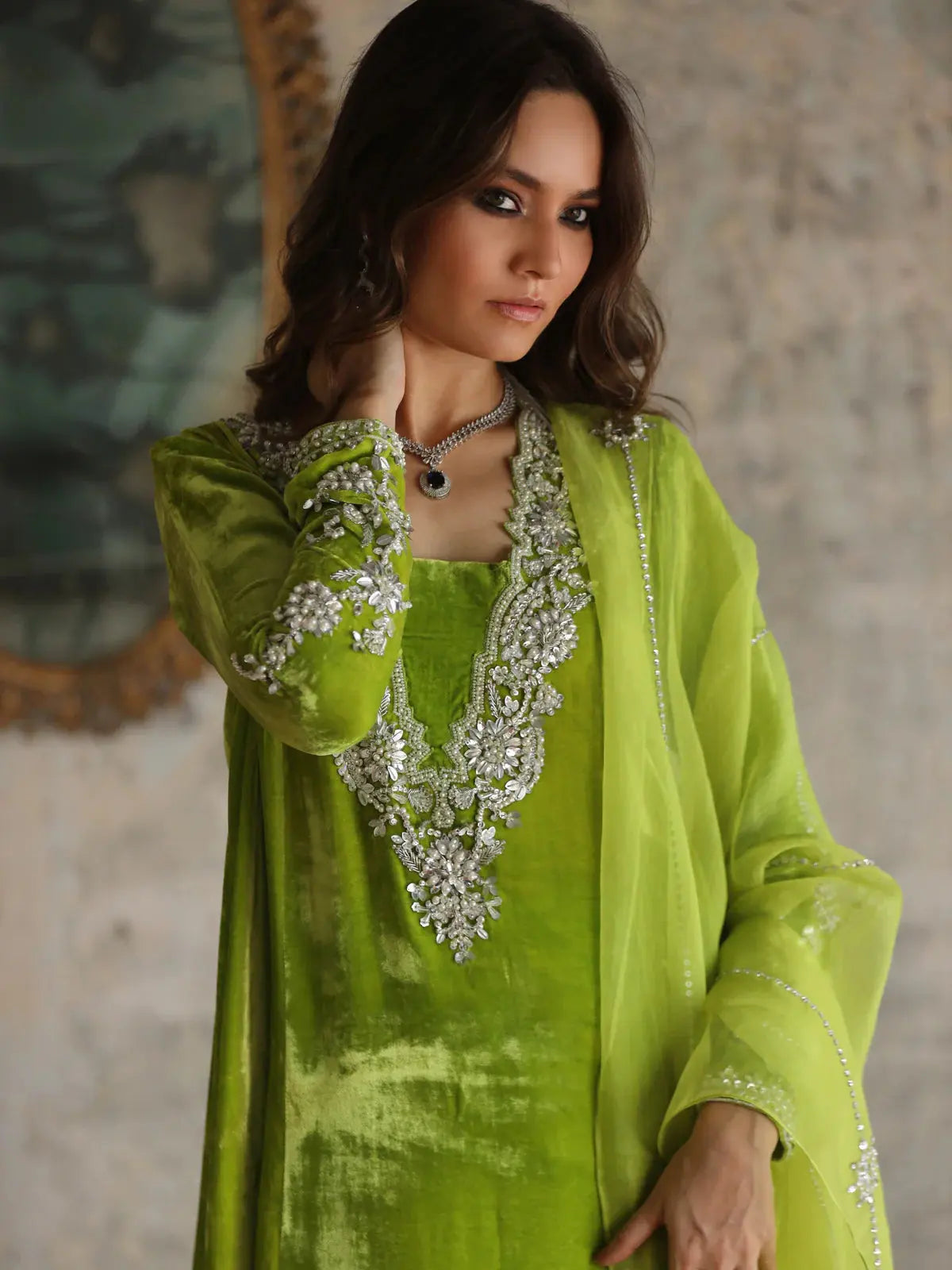 Irsa Parrot Green Signature Velvet