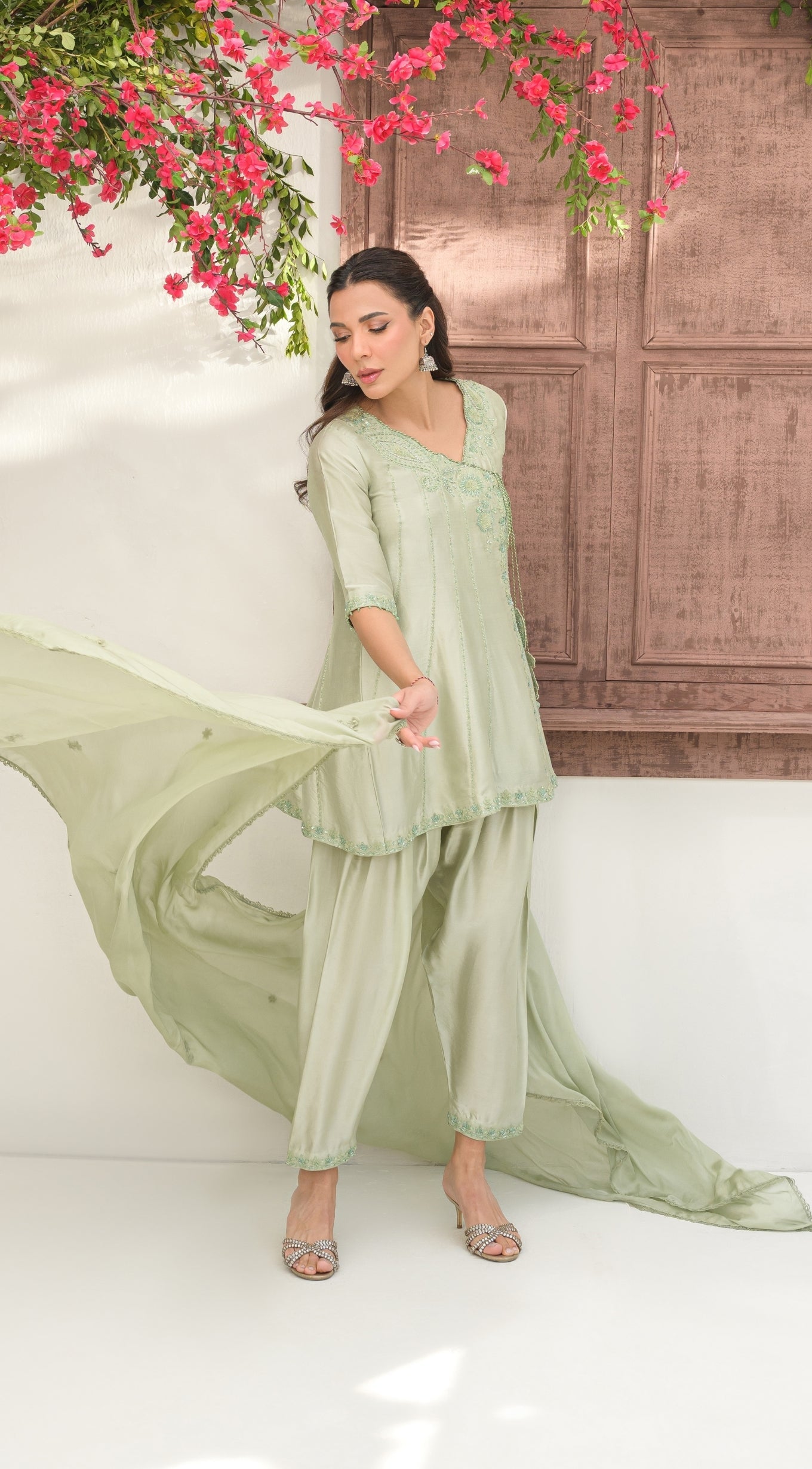 https://cdn.shopify.com/s/files/1/0654/4313/5706/files/19_8205b18a-d307-4652-8715-e5f6558de507.jpg?v=1769071699