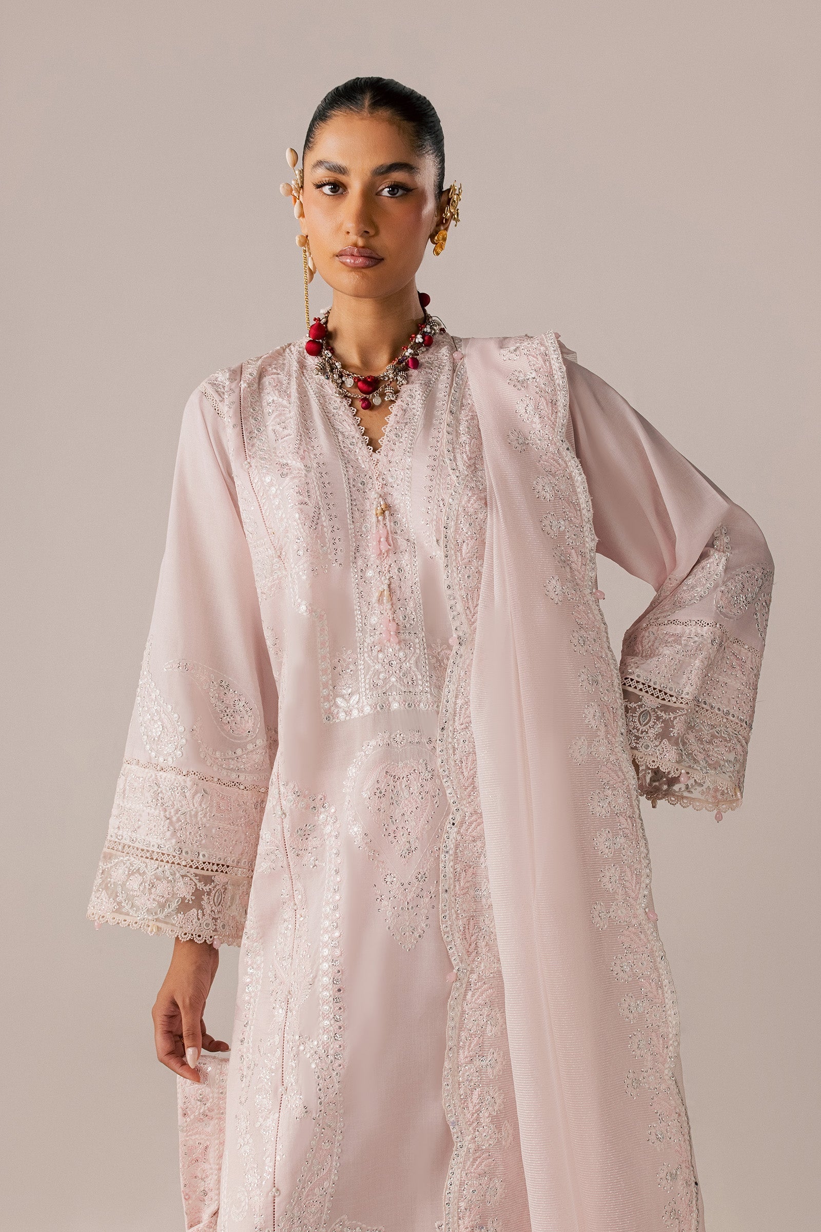 ROUHAAN (EL26-04 B ST)