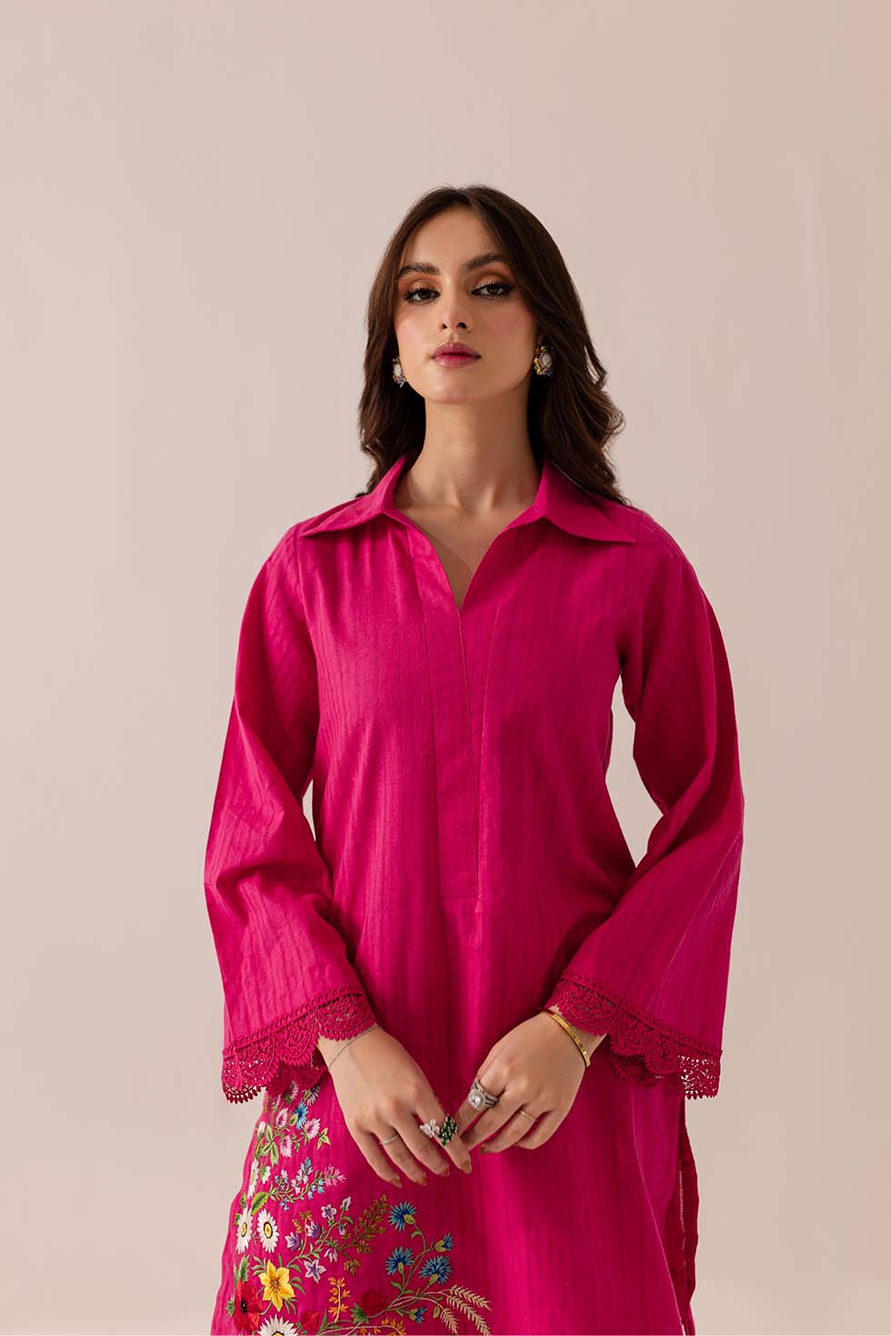 https://cdn.shopify.com/s/files/1/0799/2921/3243/files/1C0A9958.jpg?v=1715797064