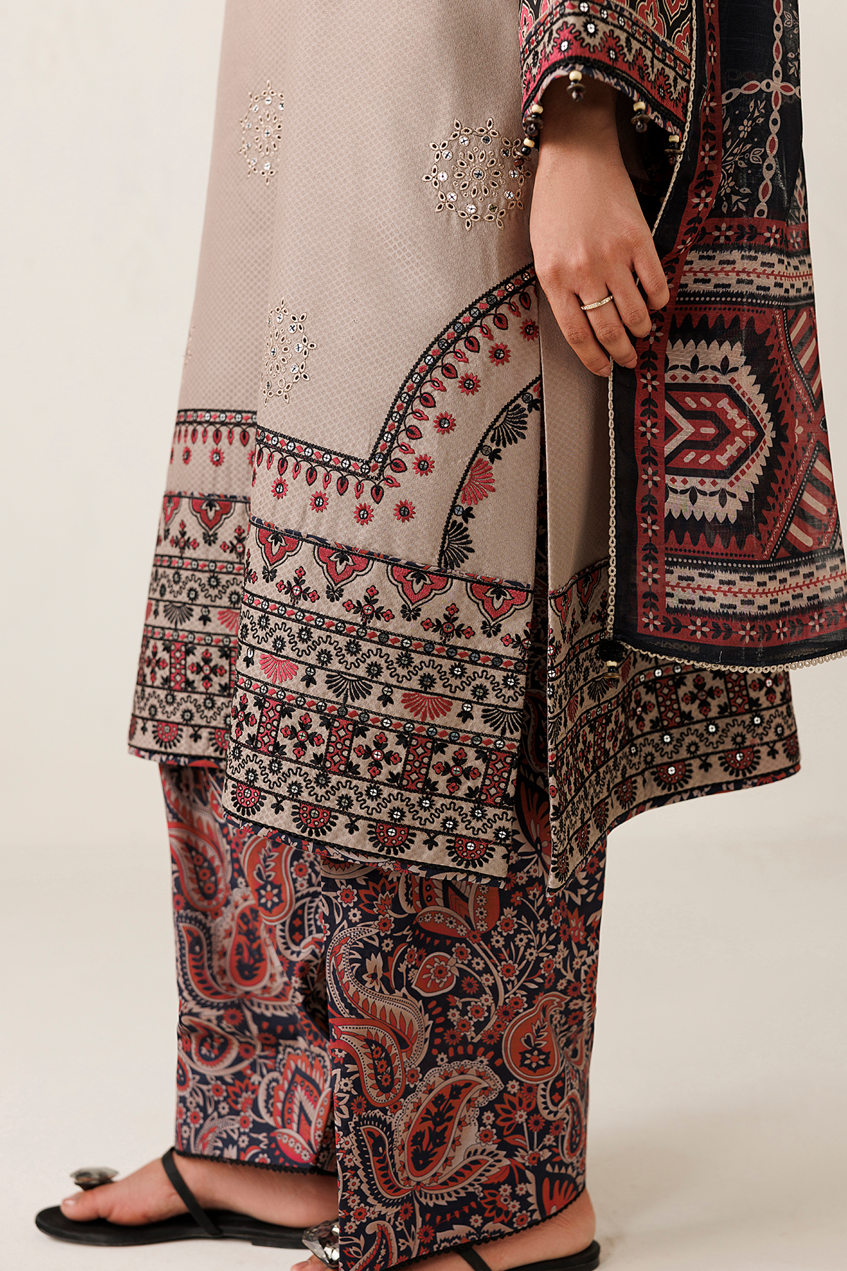 EMBROIDERED PREMIUM DOBBY UW-0282