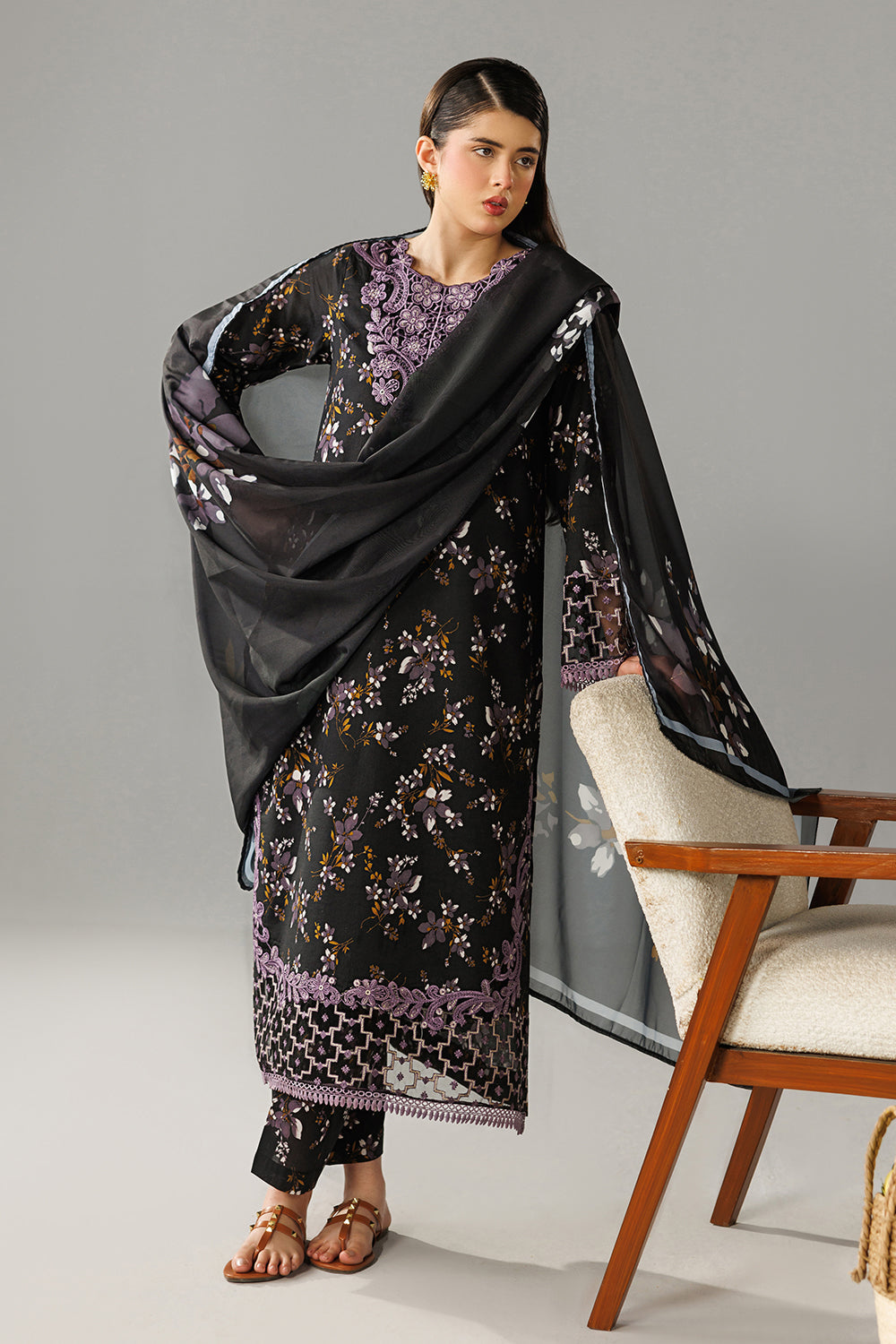 Embroidered Lawn DT-26-12