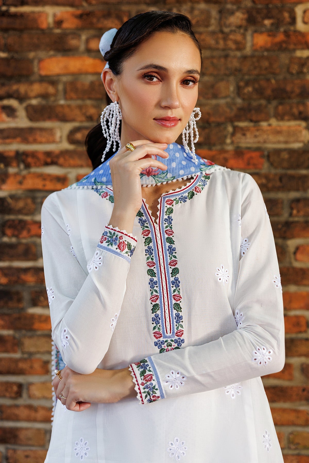 https://cdn.shopify.com/s/files/1/0011/0277/4316/files/1L8A2812.jpg?v=1774439952
