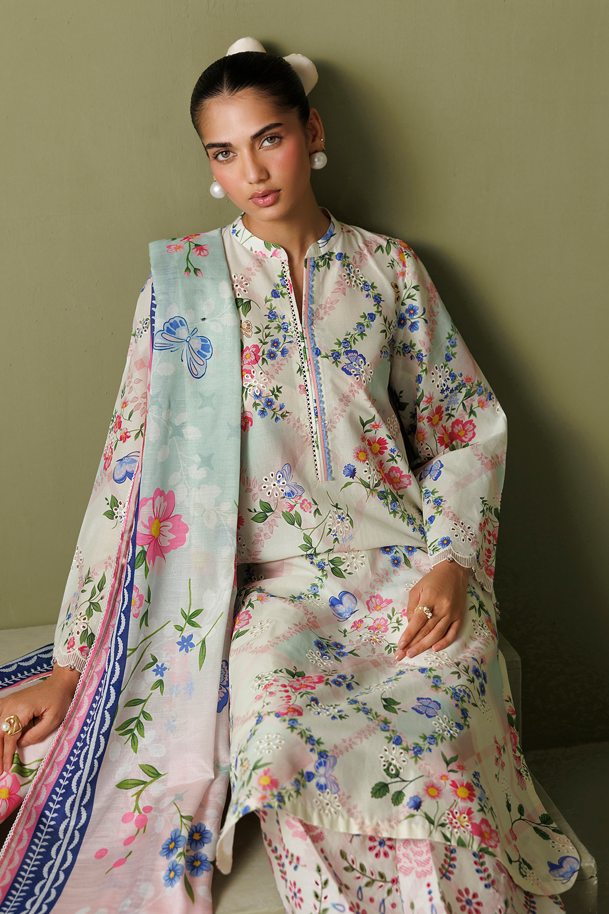 EMBROIDERED LAWN RTW-9385