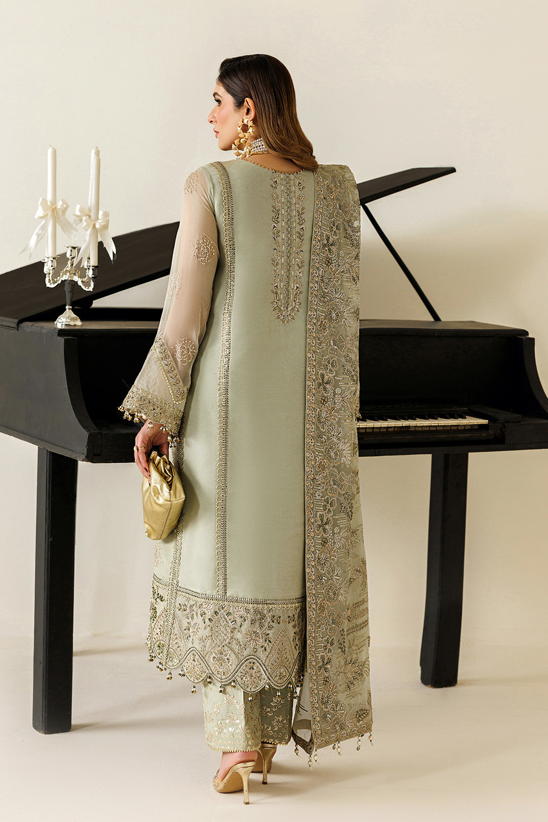 Alizeh – Javi Style