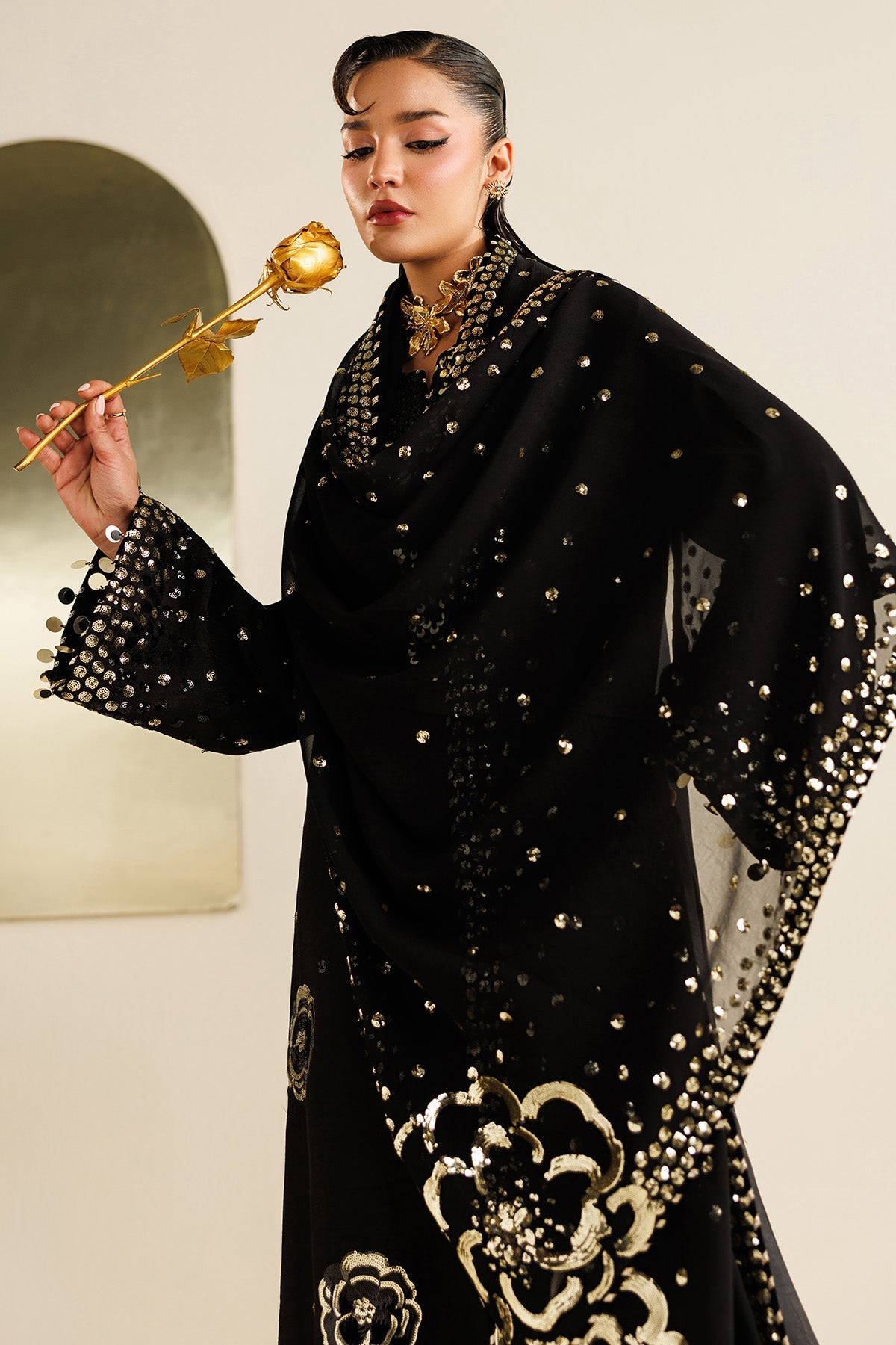 Embroidered Raw Silk Ur-7065