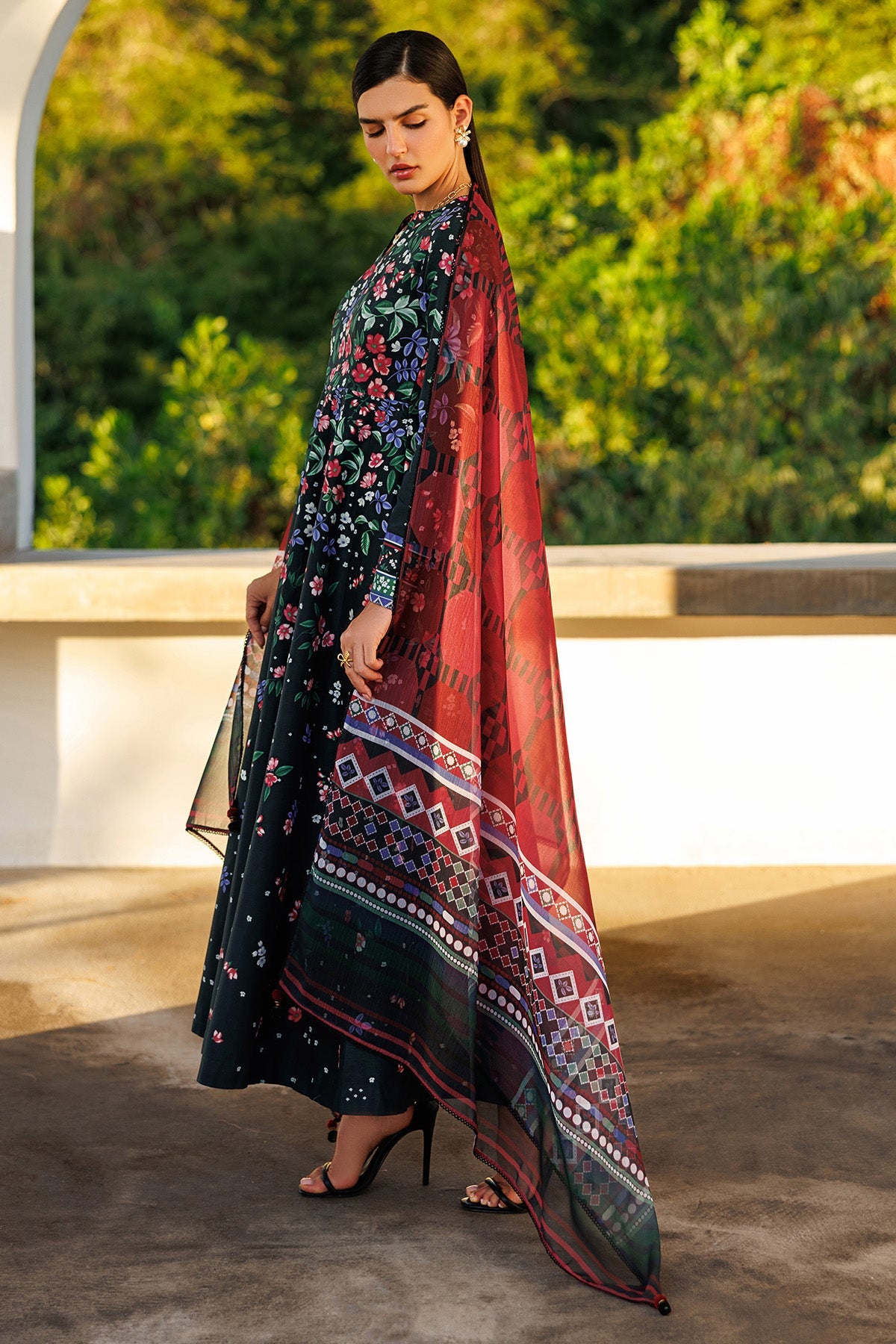 Digital Printed Lawn Rtw-1291