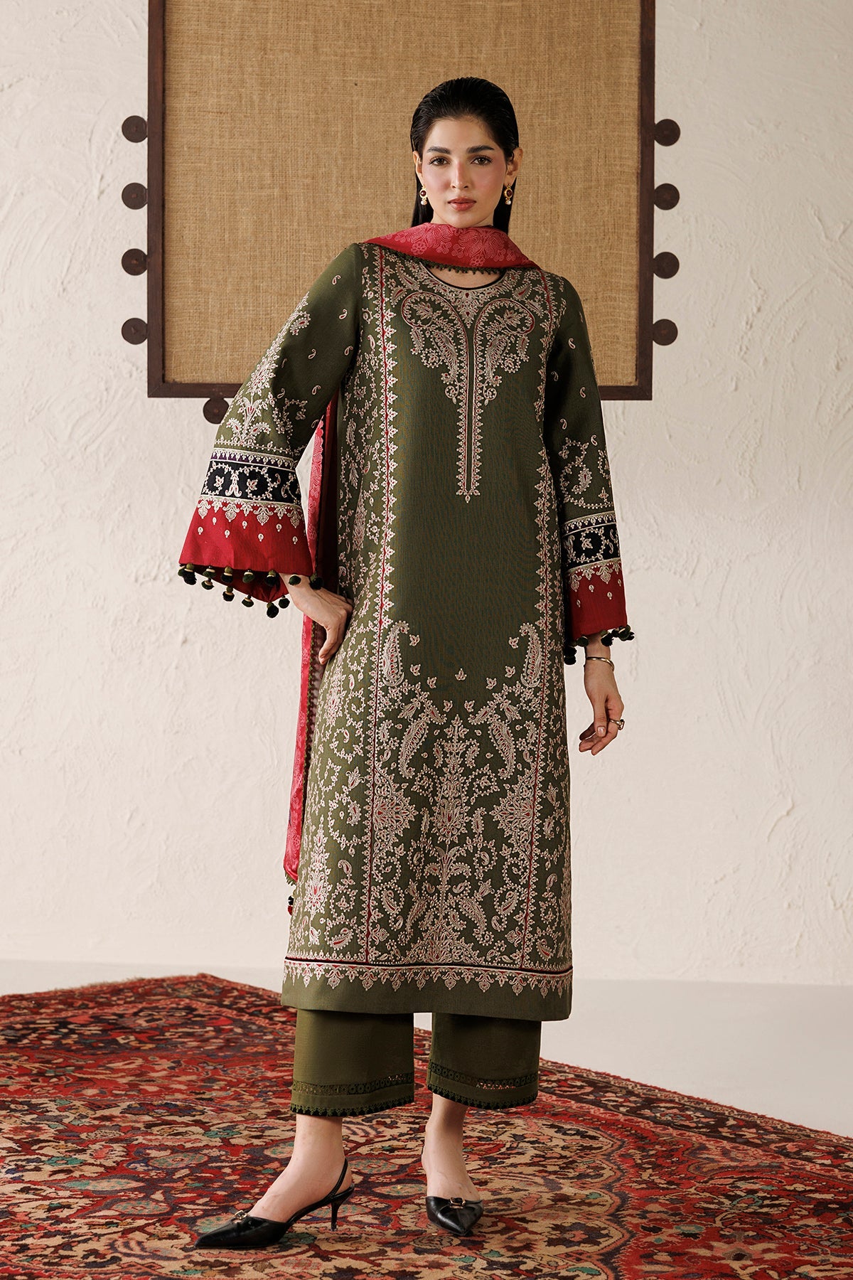 EMBROIDERED PREMIUM KHADDAR RTW-0255