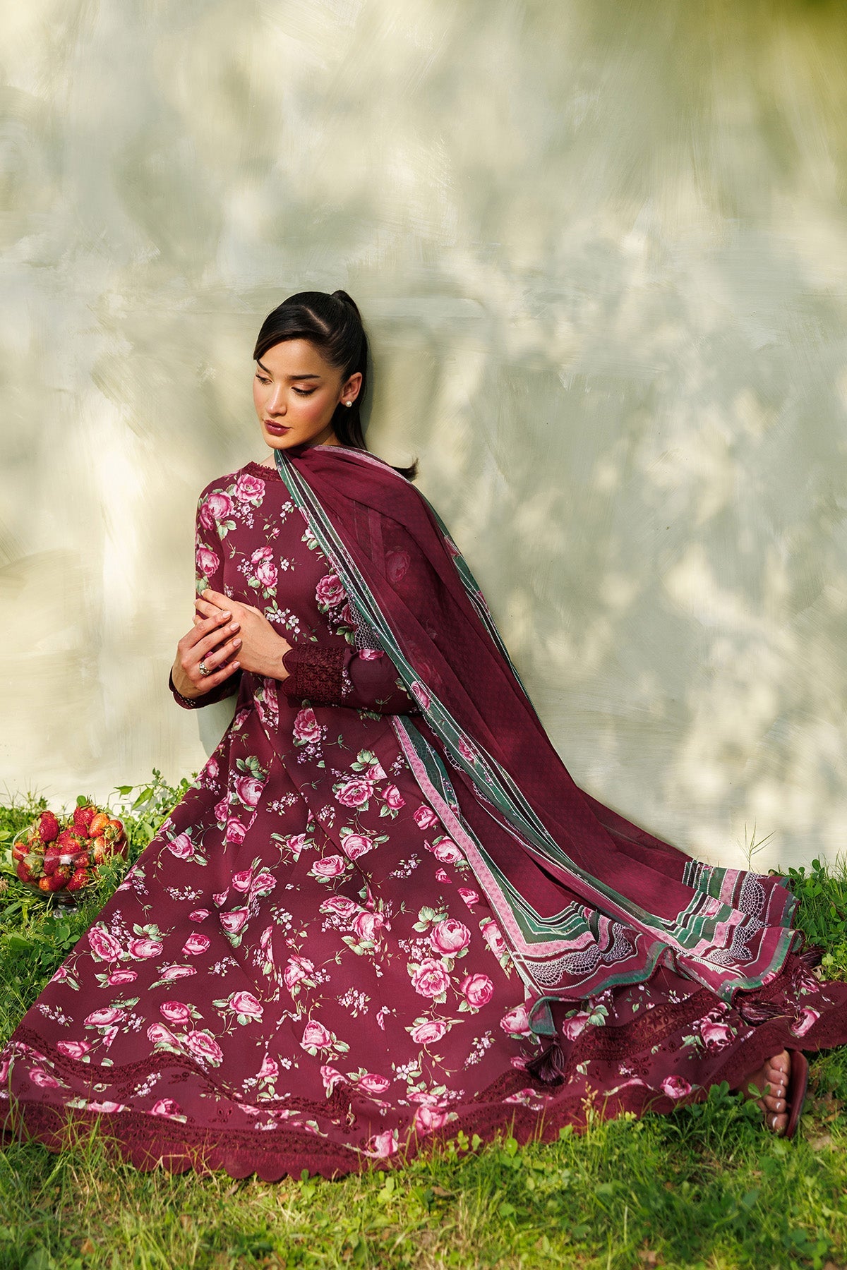 Embroidered Lawn Use-9354