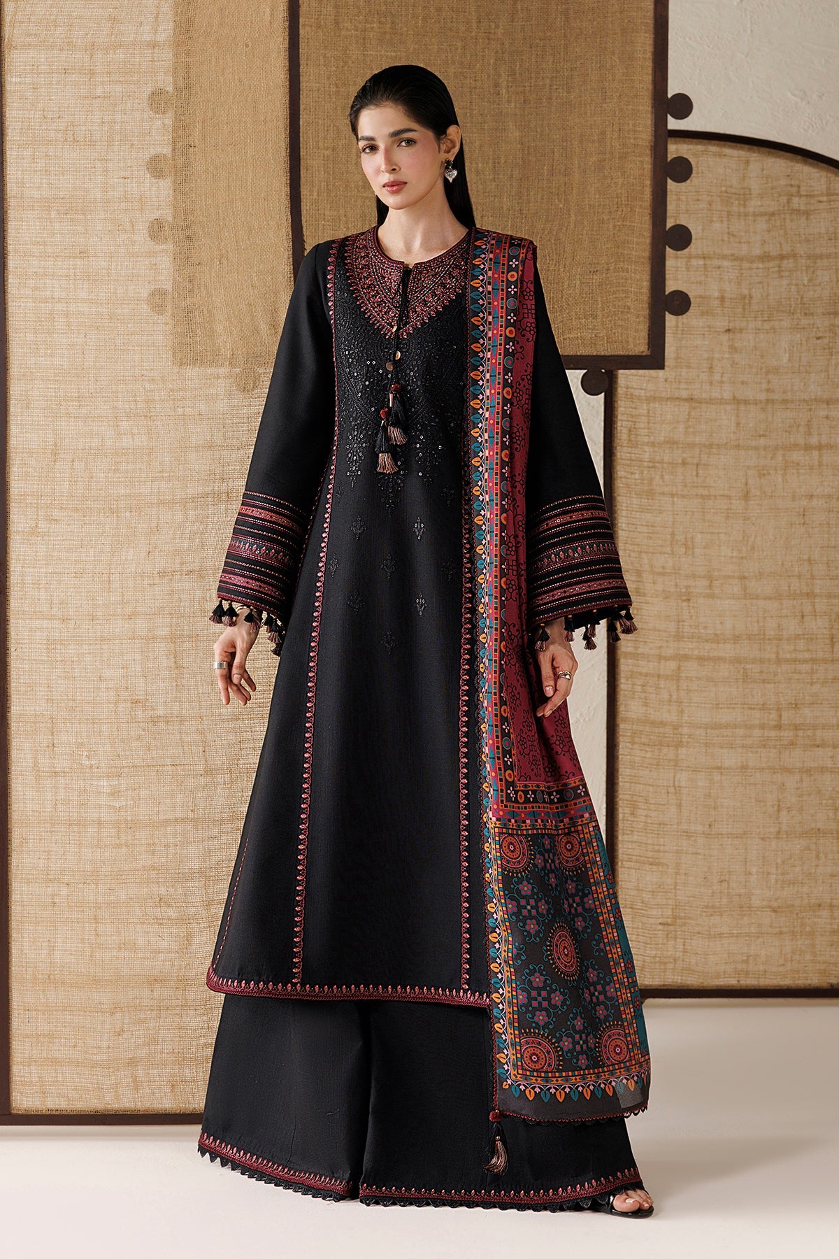EMBROIDERED PREMIUM KHADDAR UW-0253