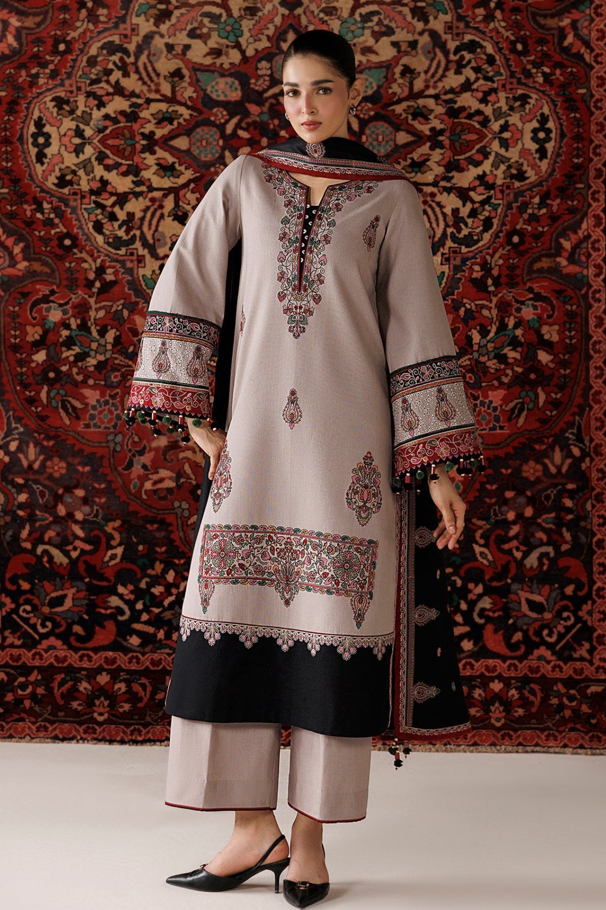 EMBROIDERED PREMIUM KHADDAR UW-0254