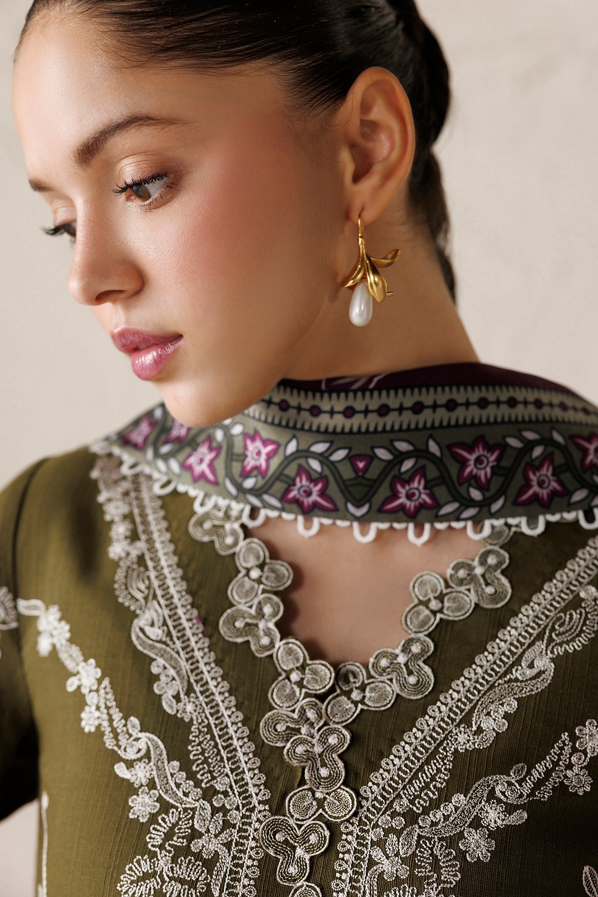 EMBROIDERED PREMIUM KHADDAR UW-0271