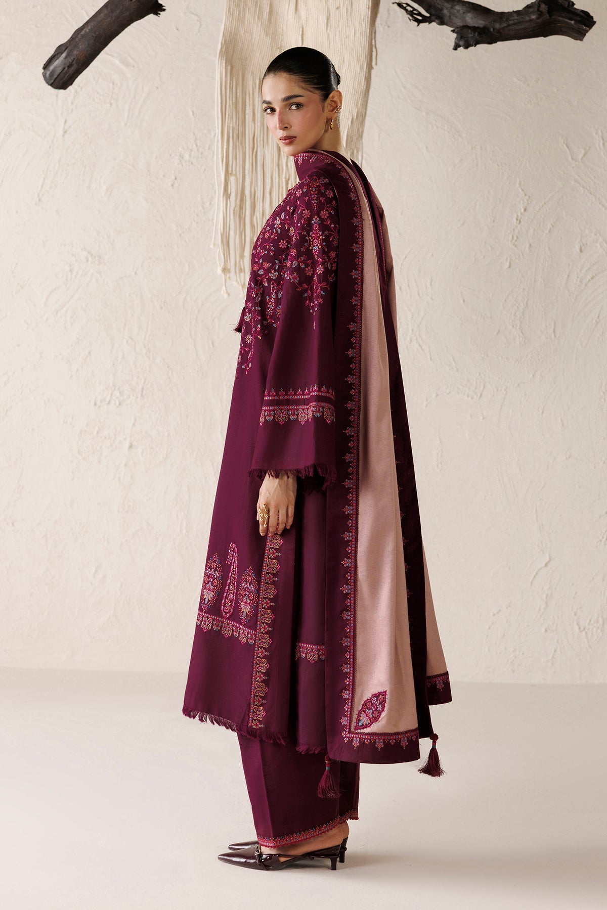 EMBROIDERED PREMIUM KHADDAR UW-0291