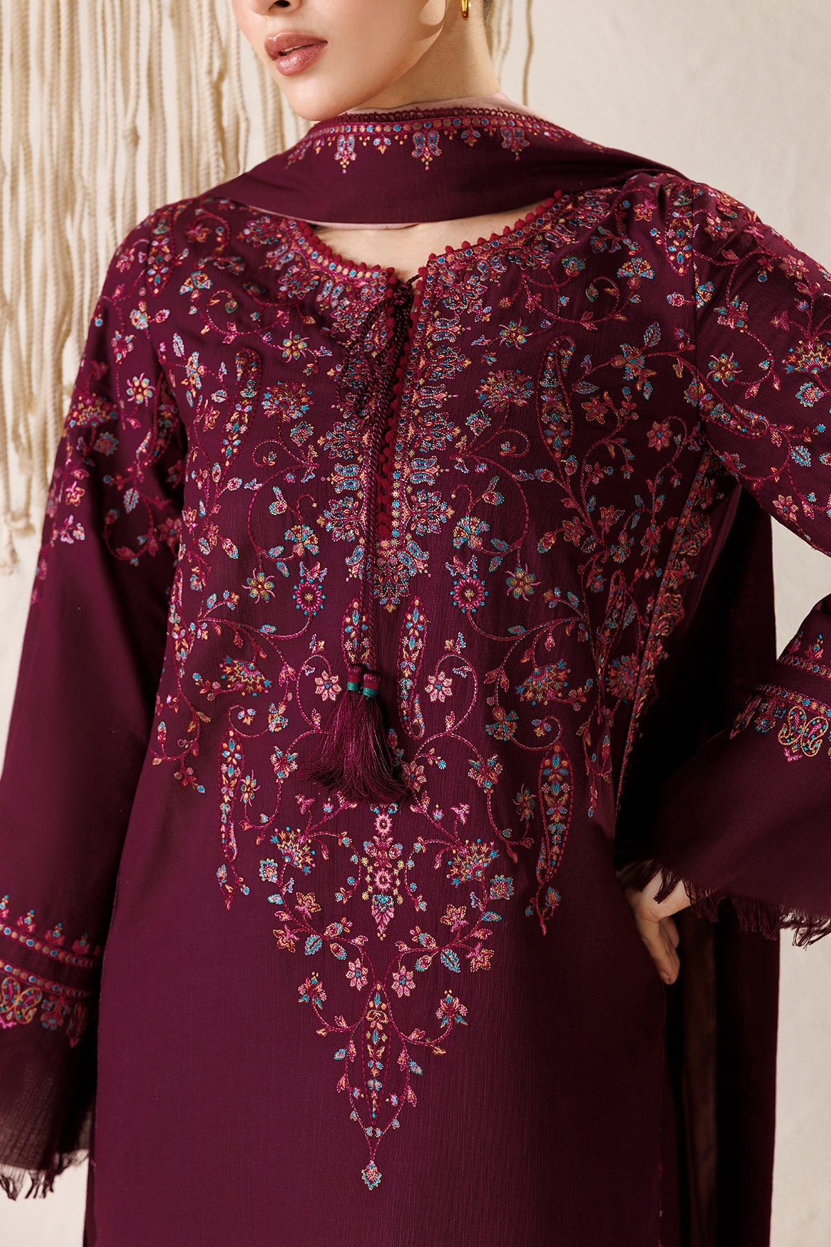 EMBROIDERED PREMIUM KHADDAR UW-0291