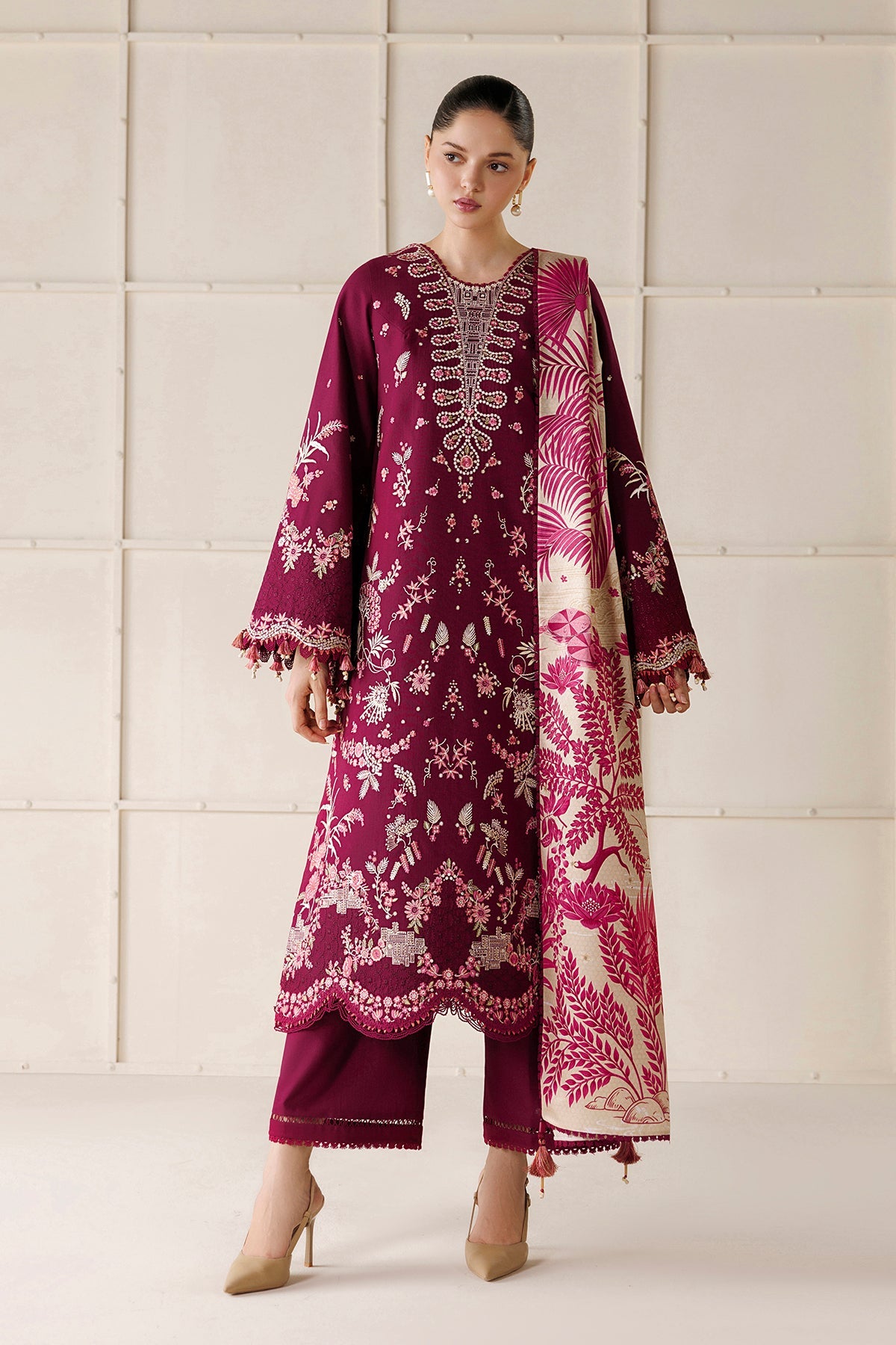 EMBROIDERED PREMIUM KHADDAR UW-0286