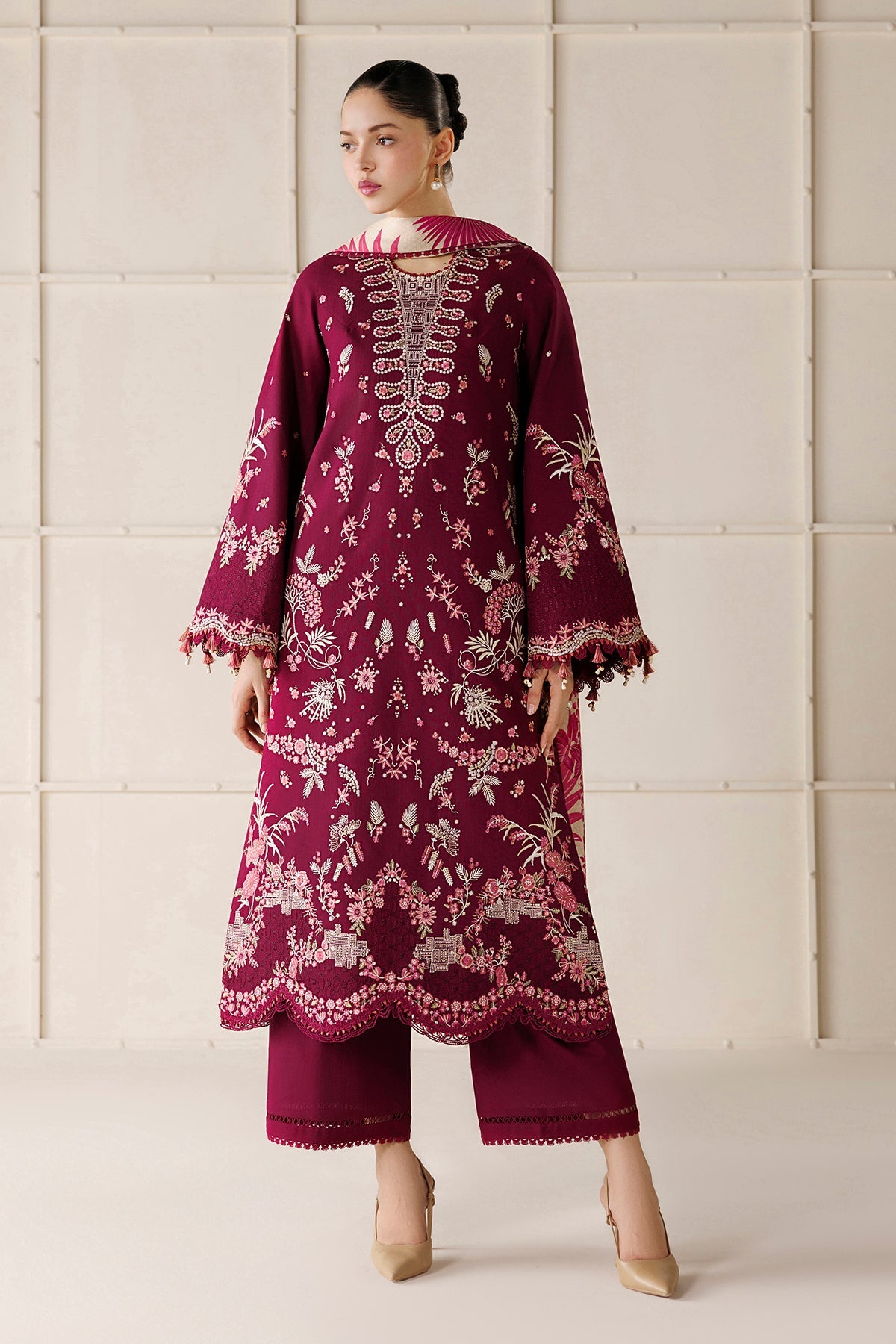 EMBROIDERED PREMIUM KHADDAR UW-0286
