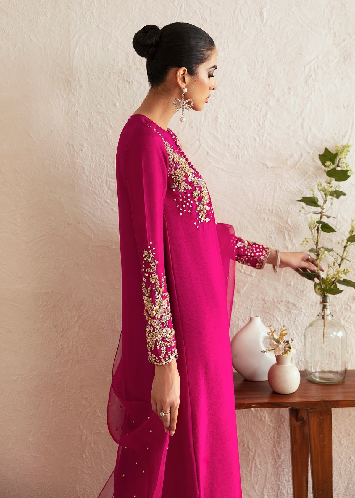 Kanwal Malik – Myra Style