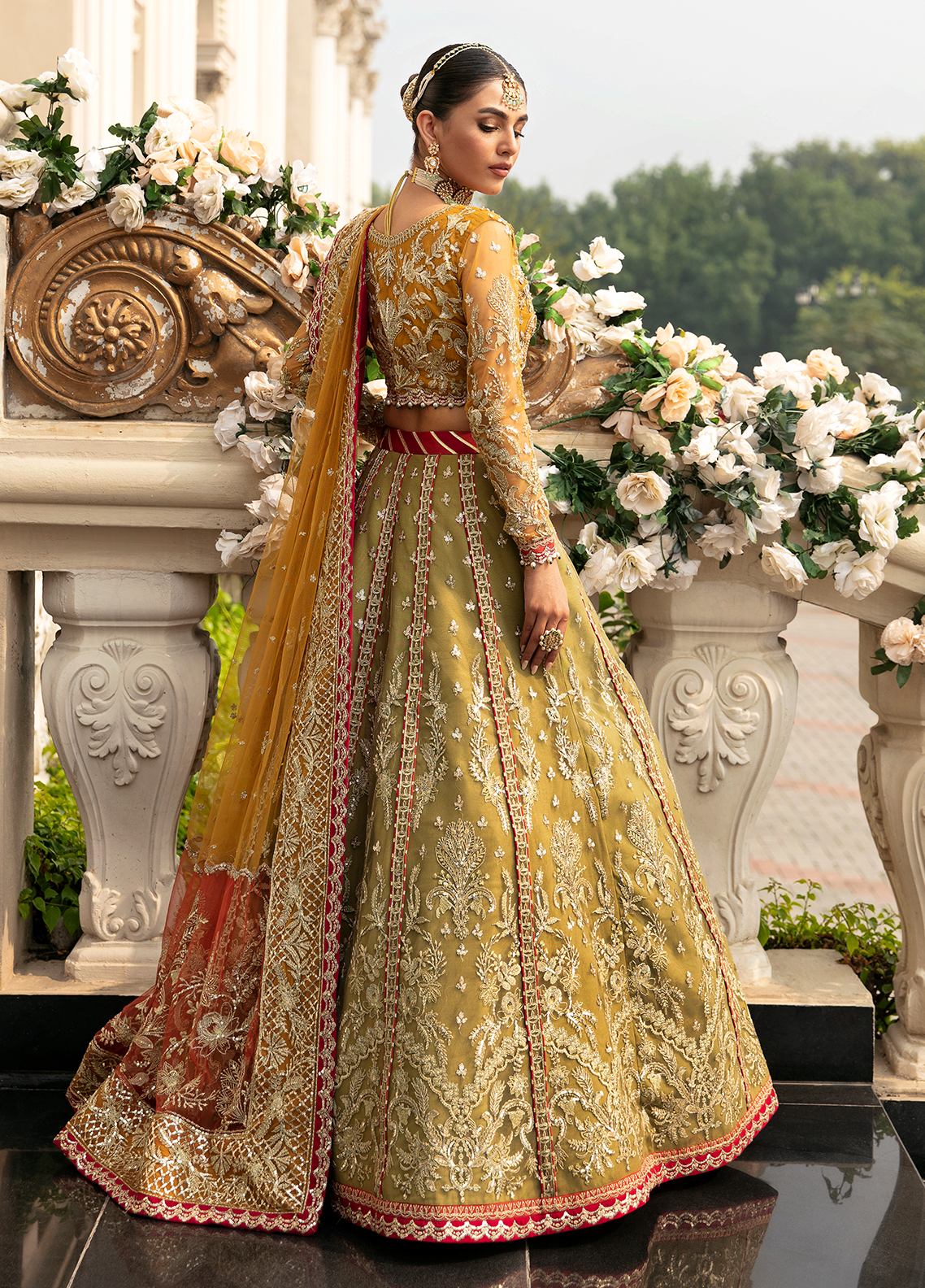 Gulaal – Diya Style