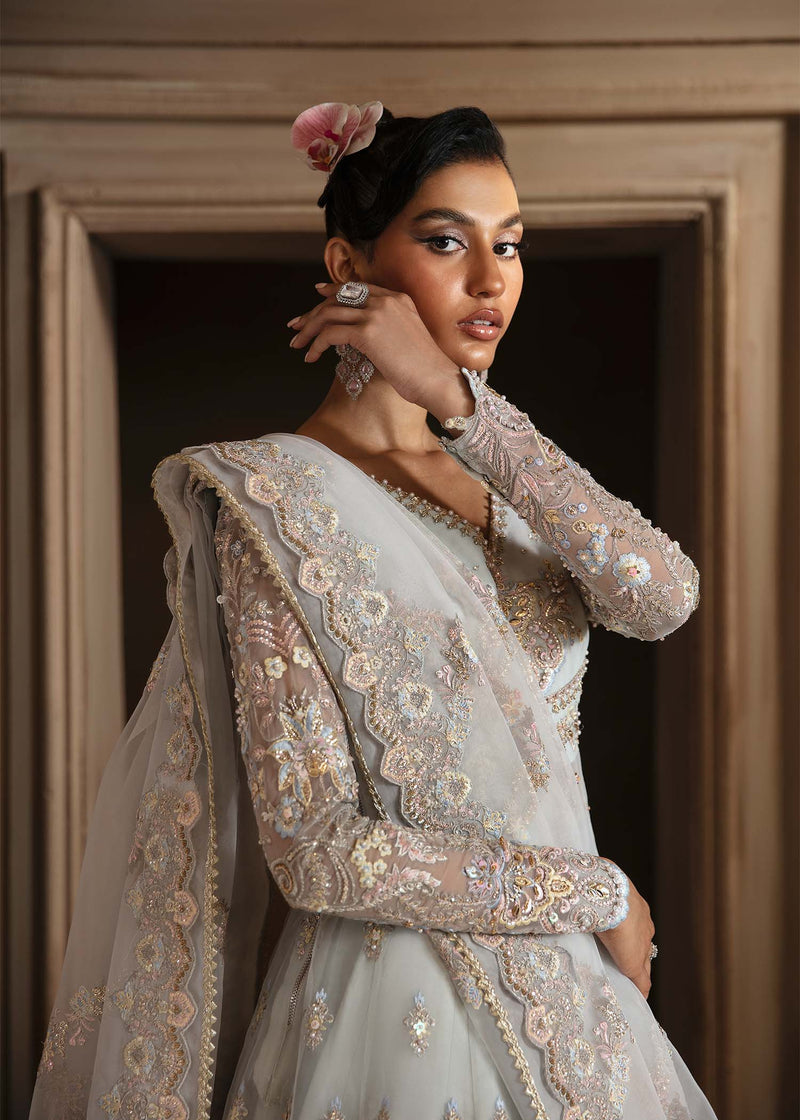 Akbar Aslam – Ophelia U-1550 Style