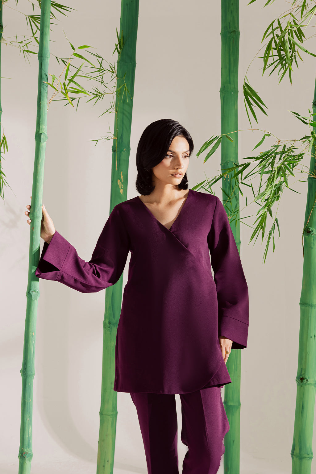 https://cdn.shopify.com/s/files/1/0019/7217/4947/files/1_0028_1C0A8226_d9f331d6-f7a0-4d8c-b6cb-2c61293f926b.jpg?v=1764583302