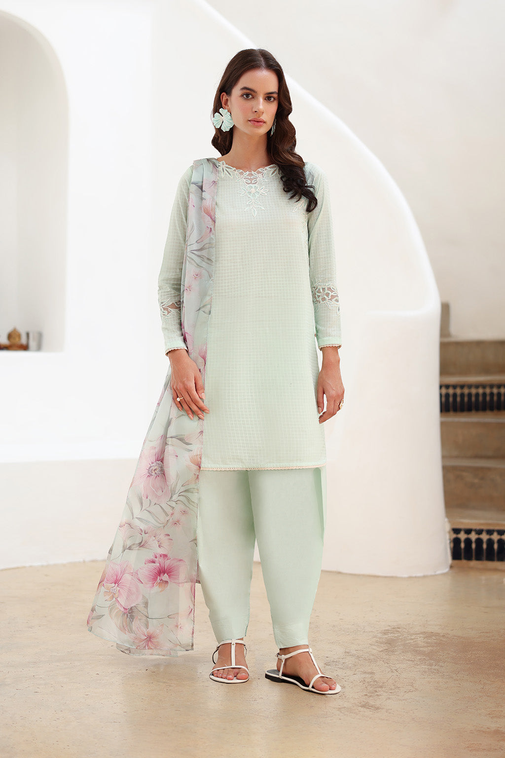 UE-521 Dyed Textured Lawn