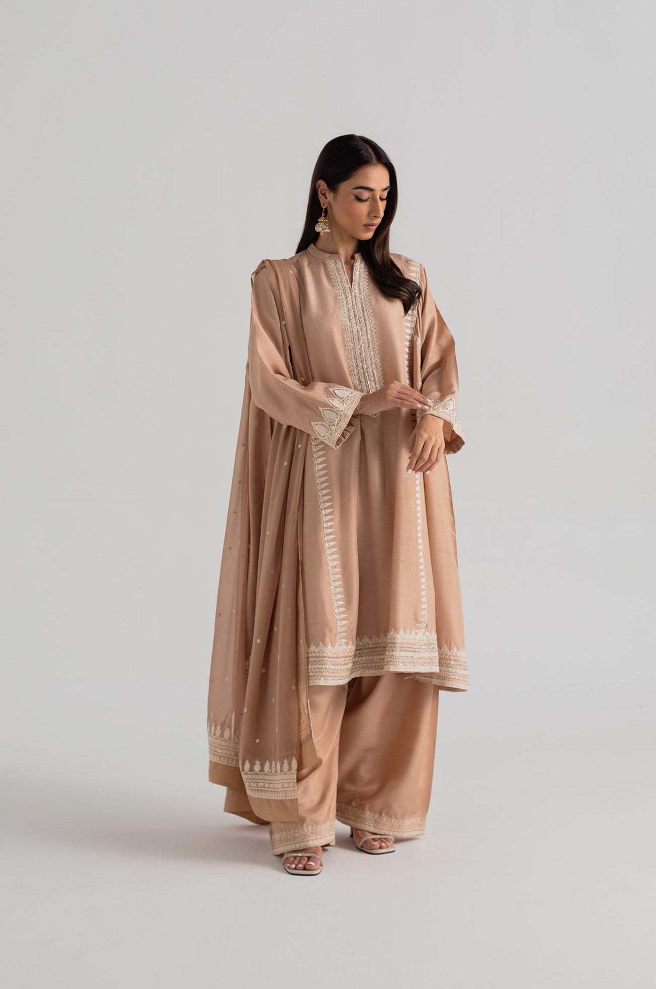 https://cdn.shopify.com/s/files/1/0340/8376/6405/files/1_20220395-a603-46fa-8ce5-1d418711e4a6.jpg?v=1690200844