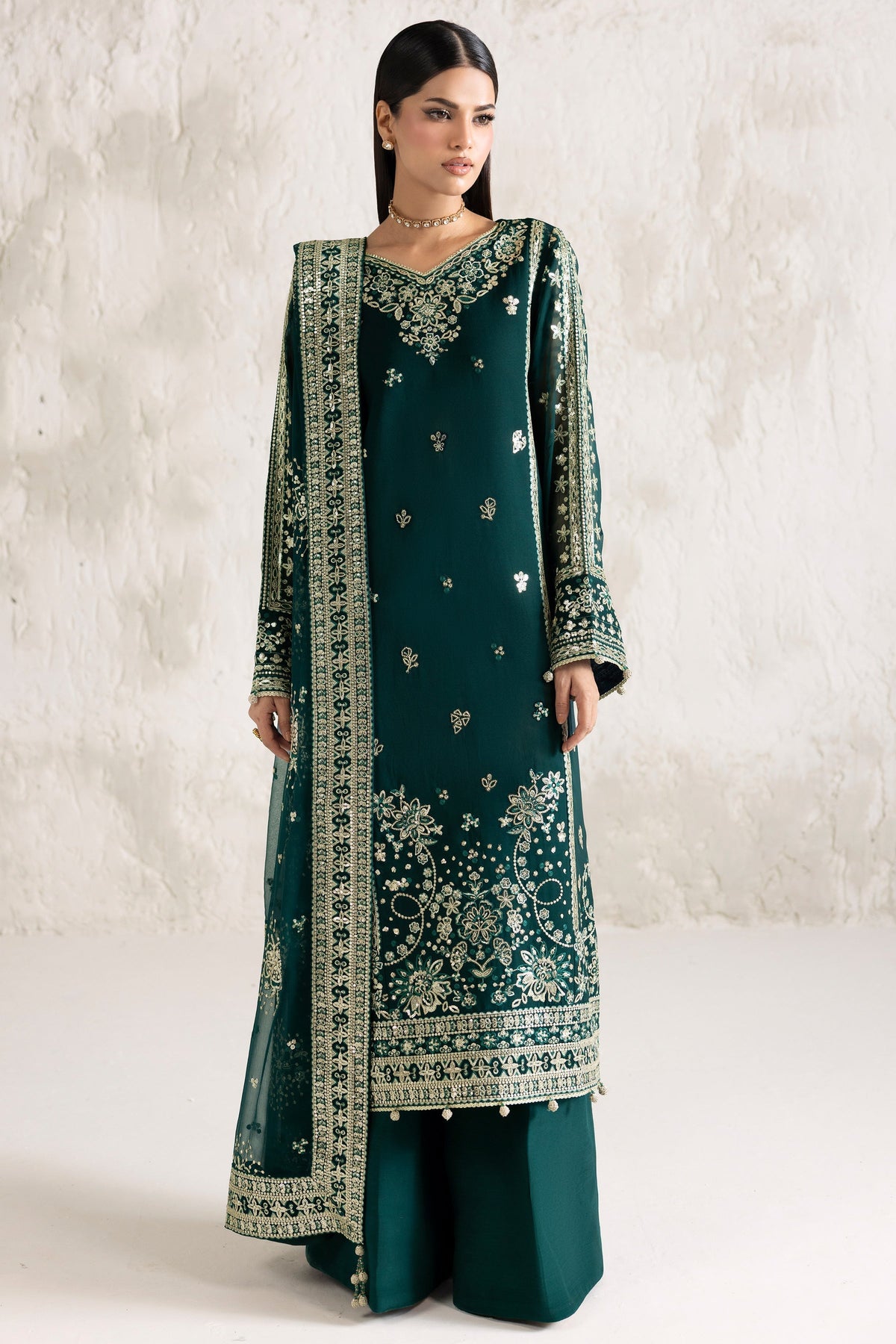Farasha – Gold Radiance Style