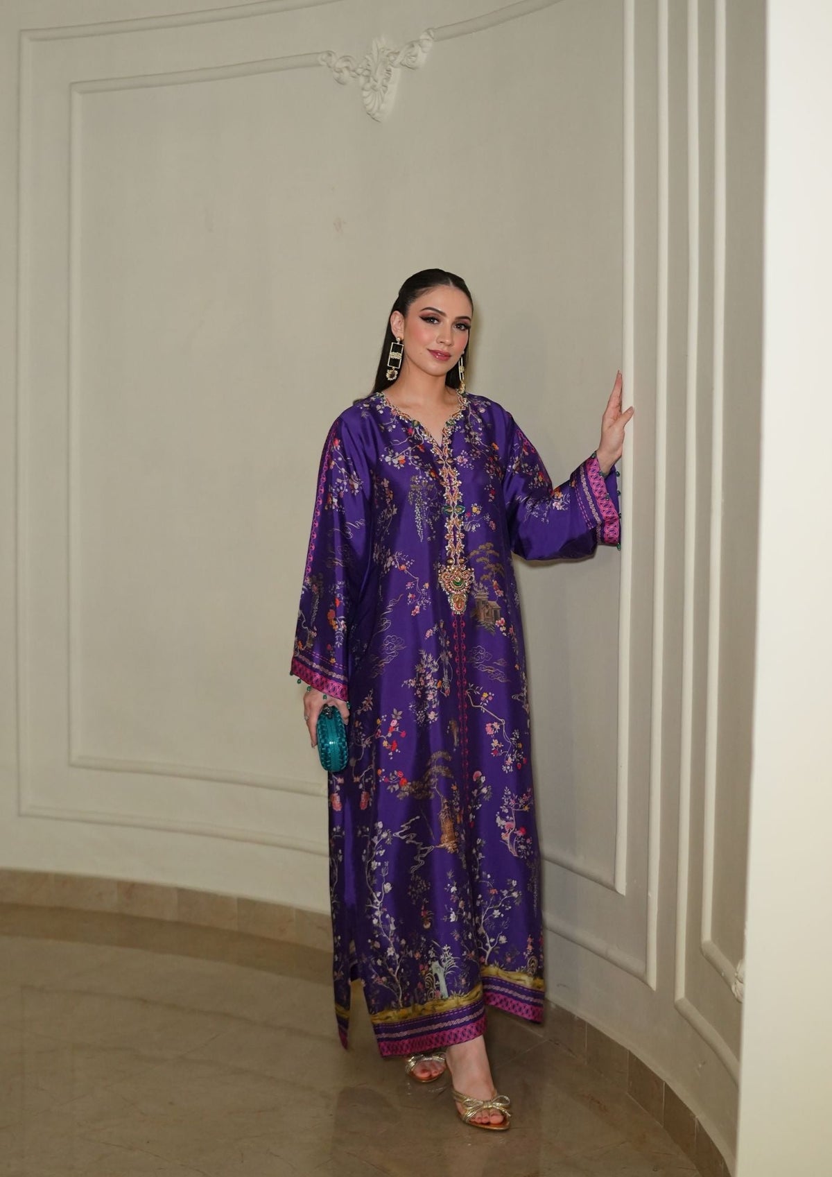 ROSHANA